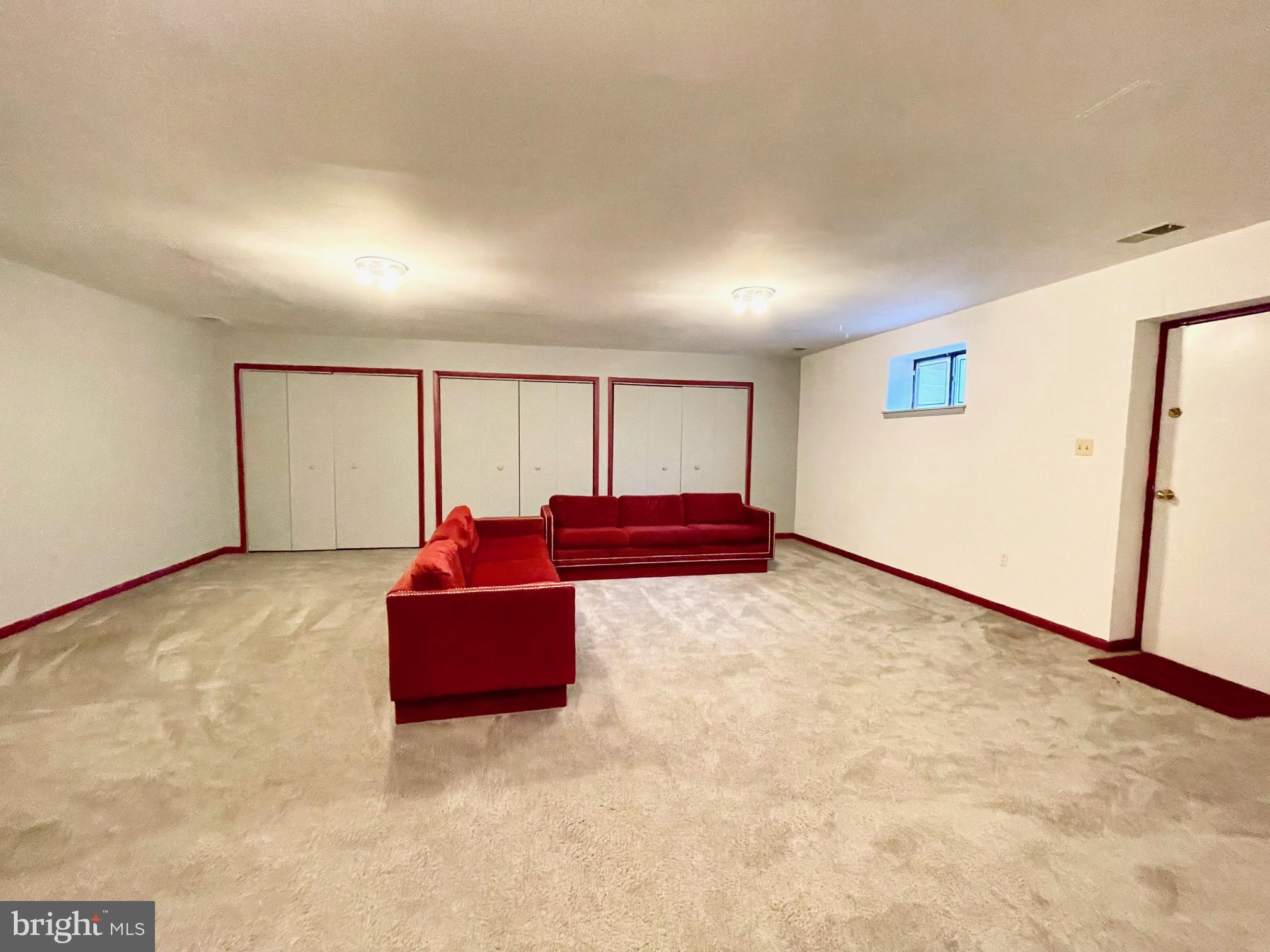 MOUNT WASHINGTON - Residential