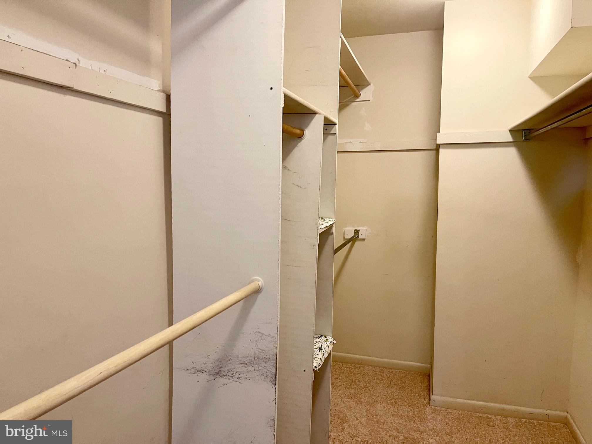 MOUNT WASHINGTON - Residential