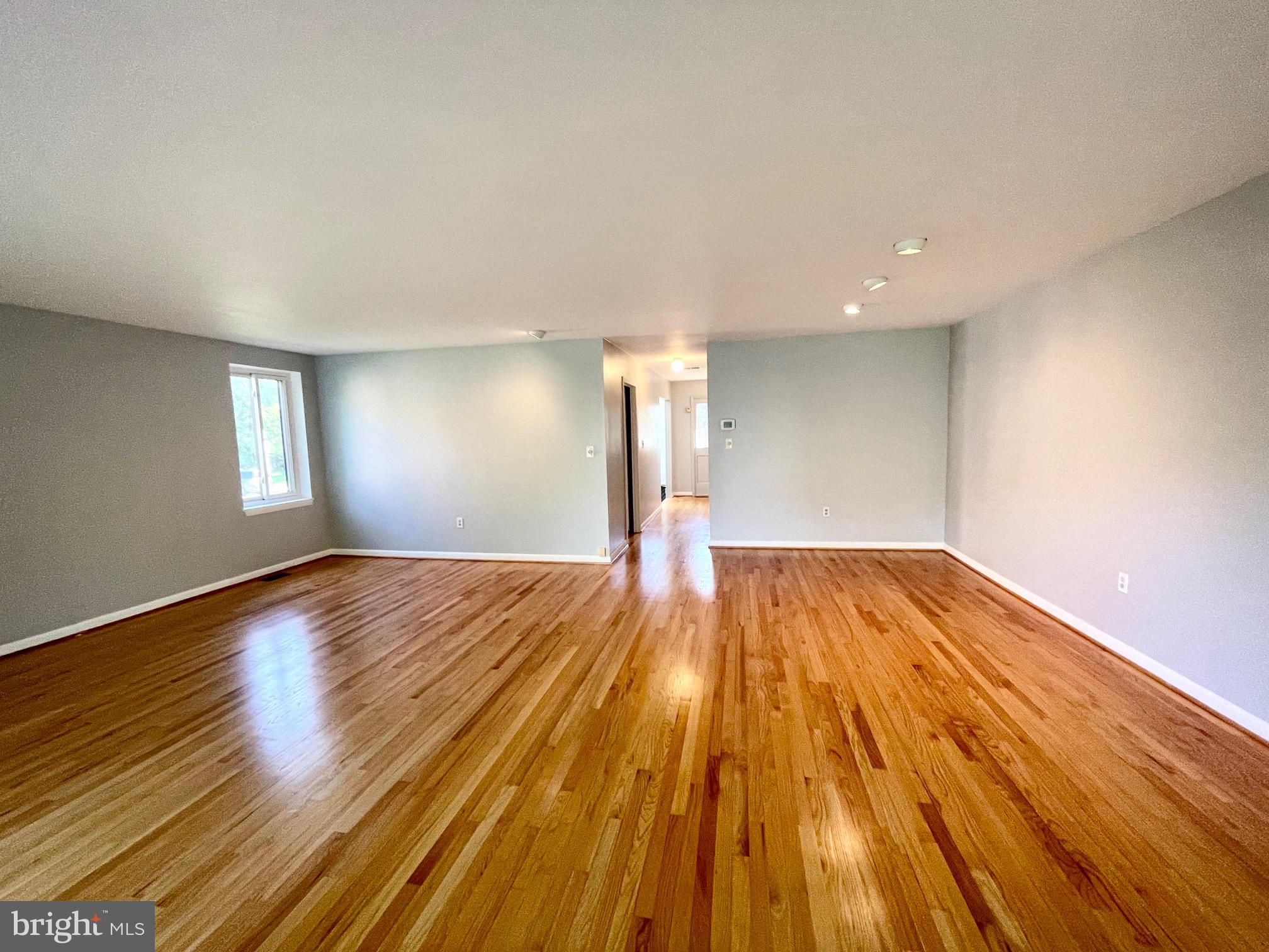 MOUNT WASHINGTON - Residential