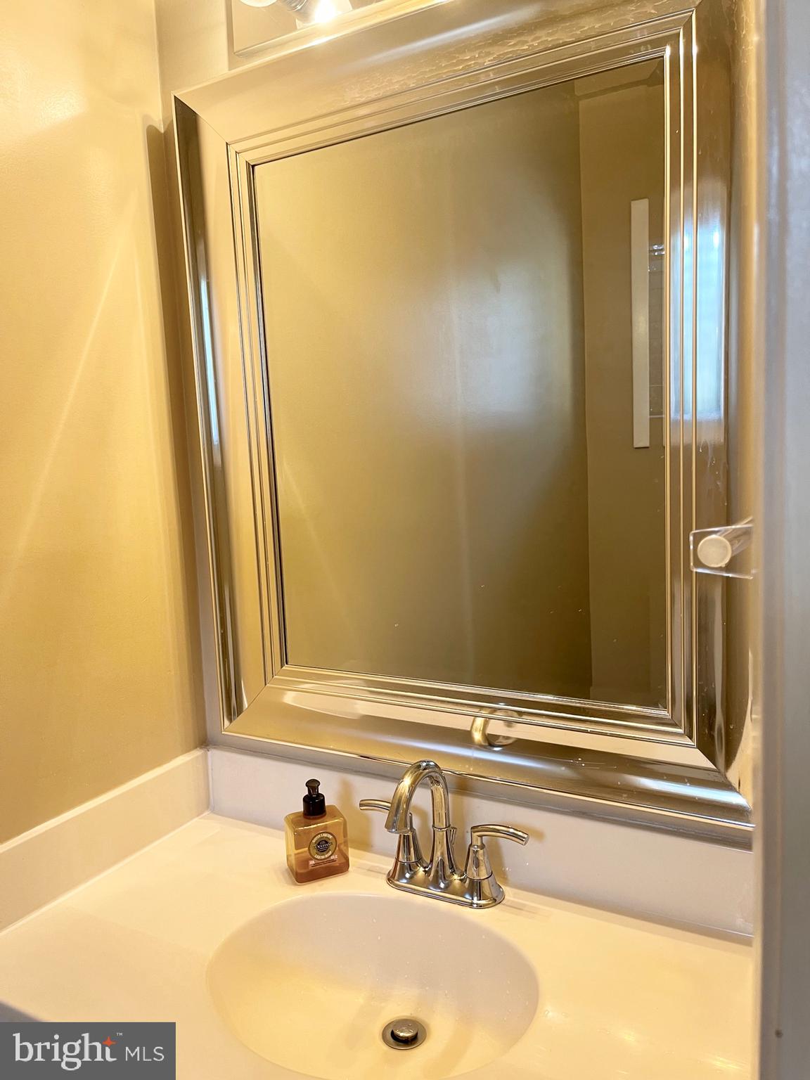 MOUNT WASHINGTON - Residential