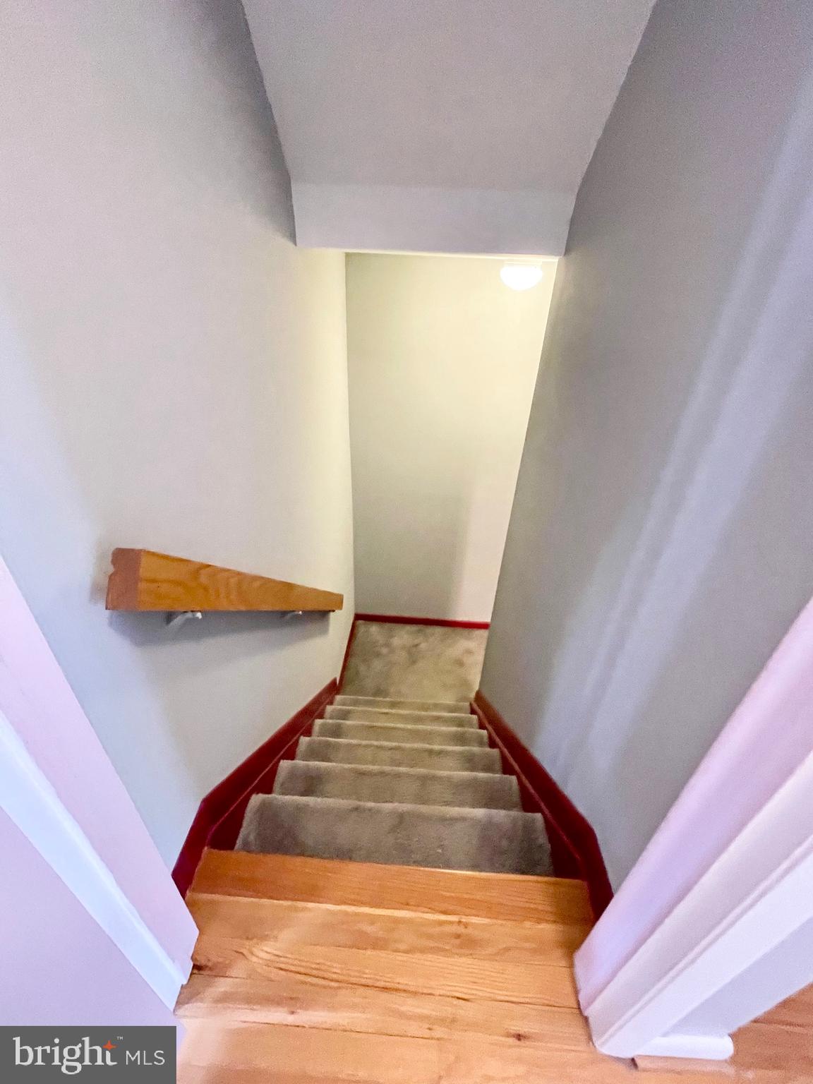 MOUNT WASHINGTON - Residential