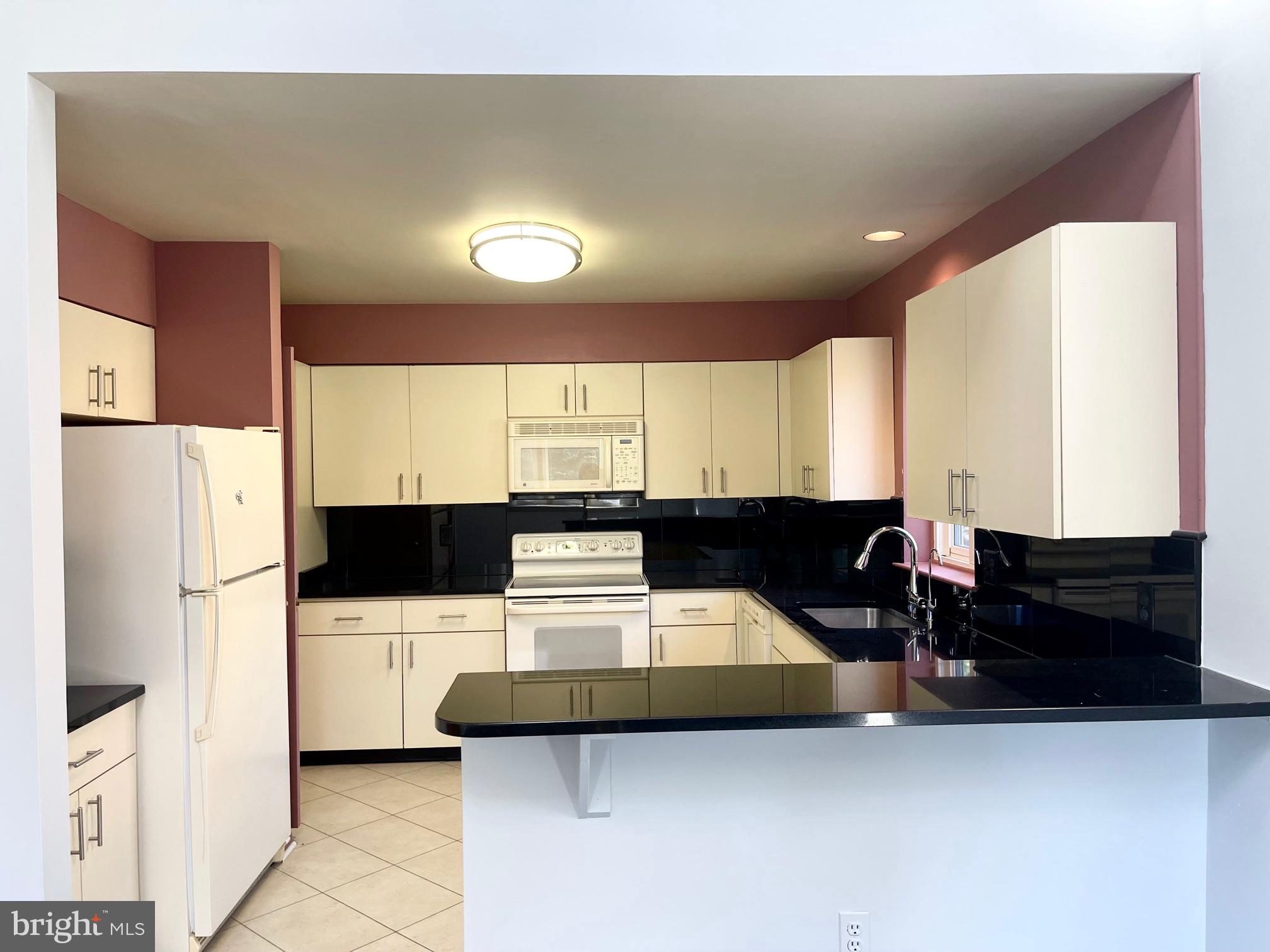 MOUNT WASHINGTON - Residential