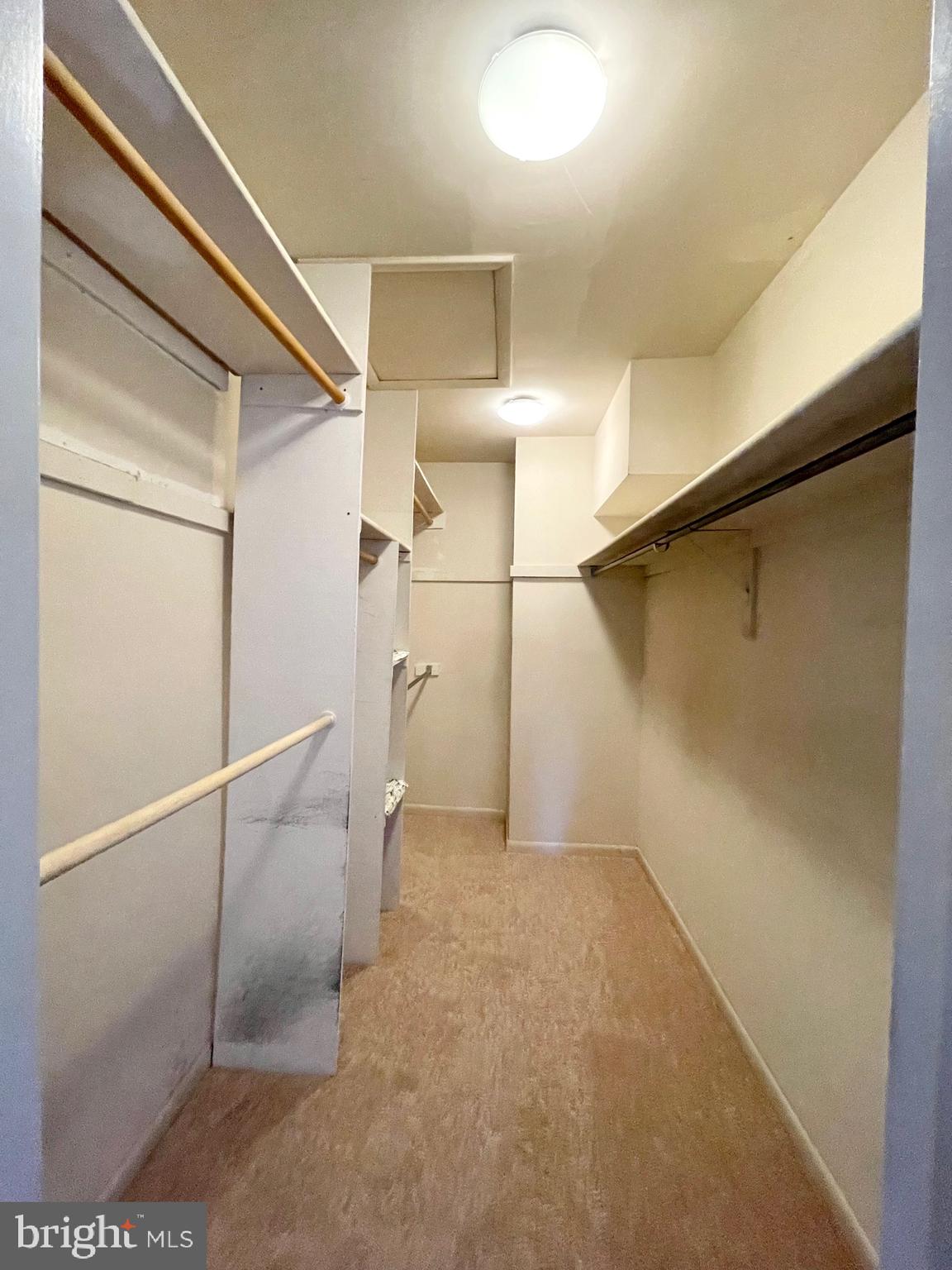 MOUNT WASHINGTON - Residential