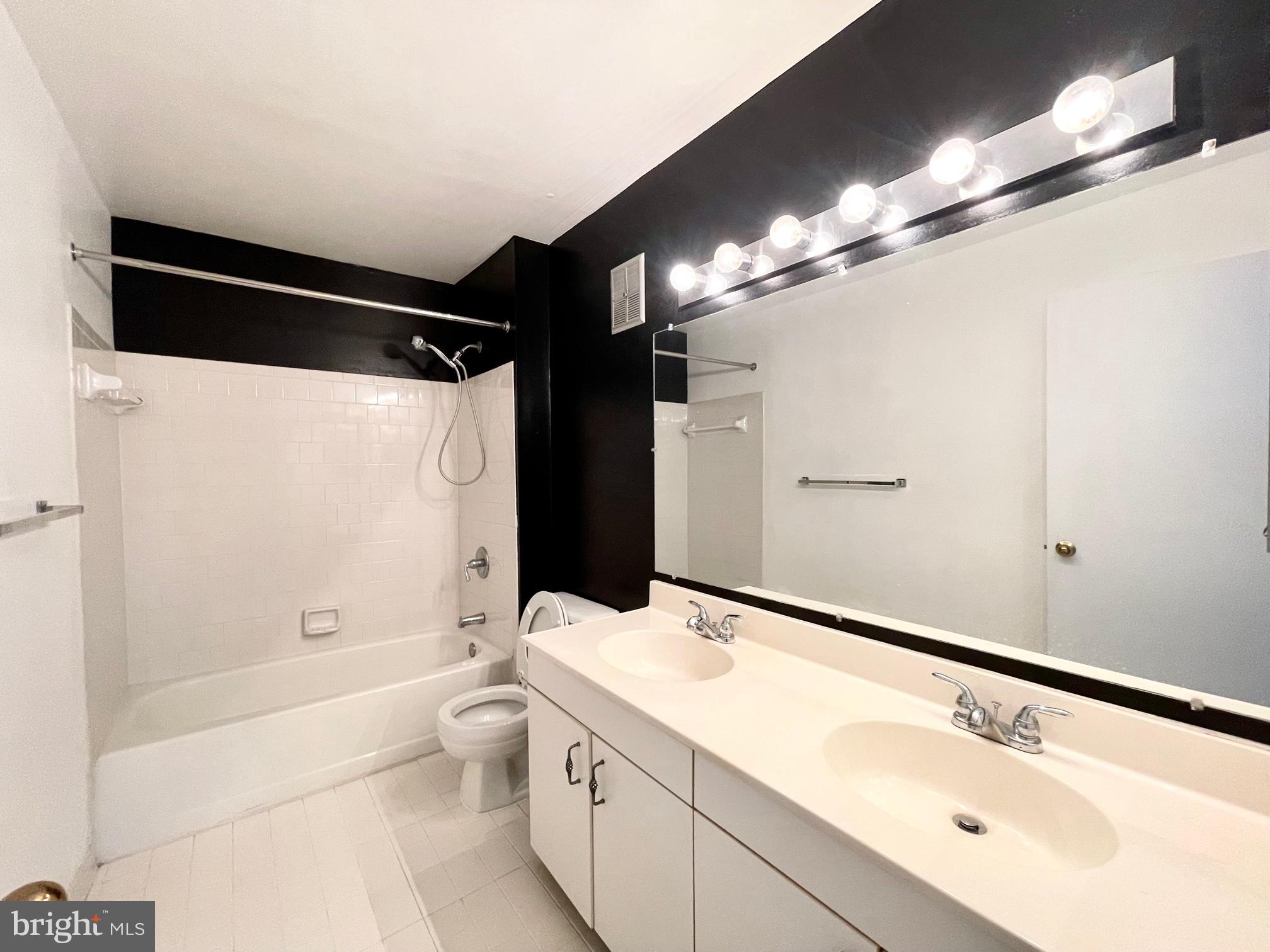 MOUNT WASHINGTON - Residential