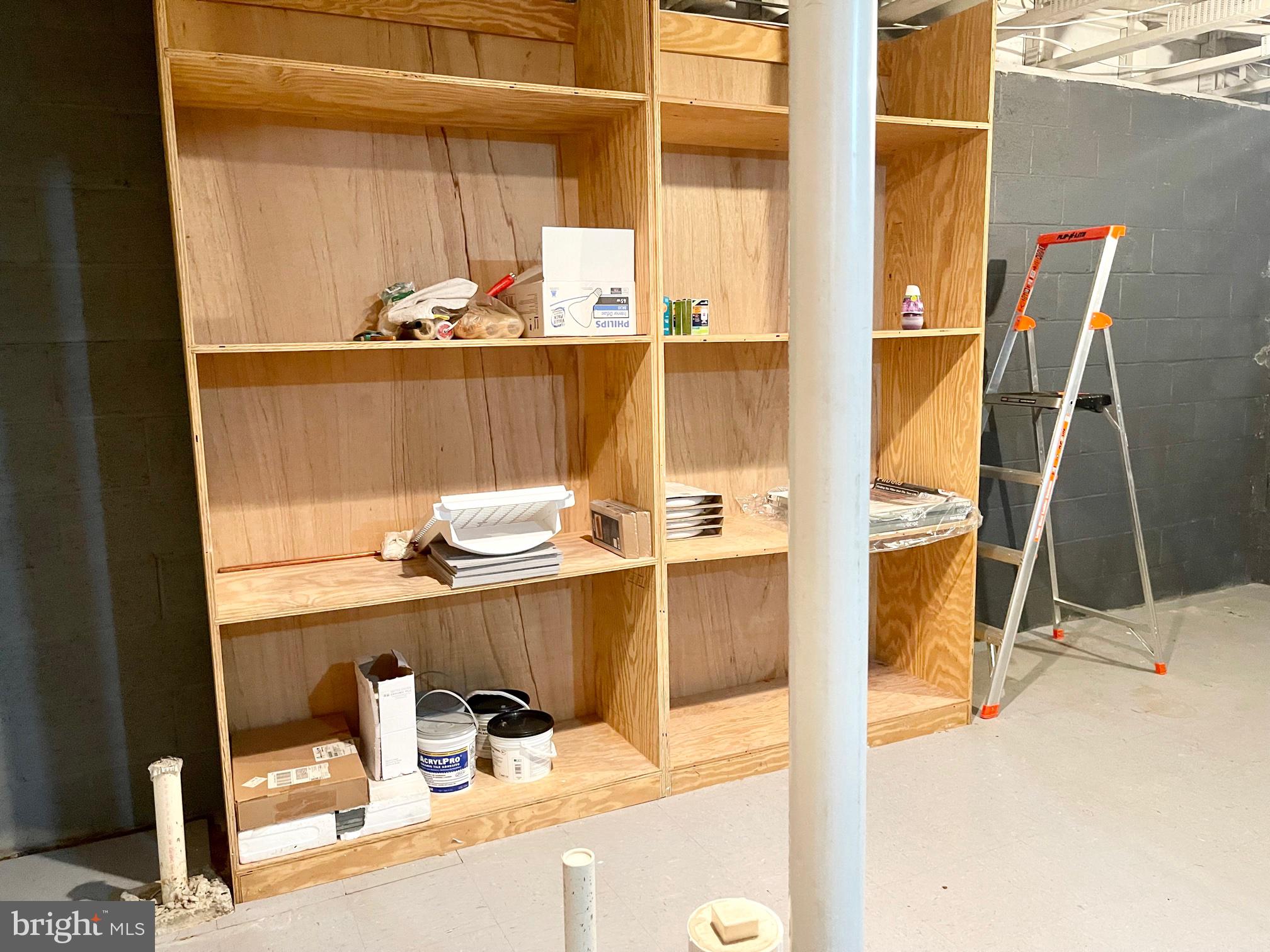 MOUNT WASHINGTON - Residential