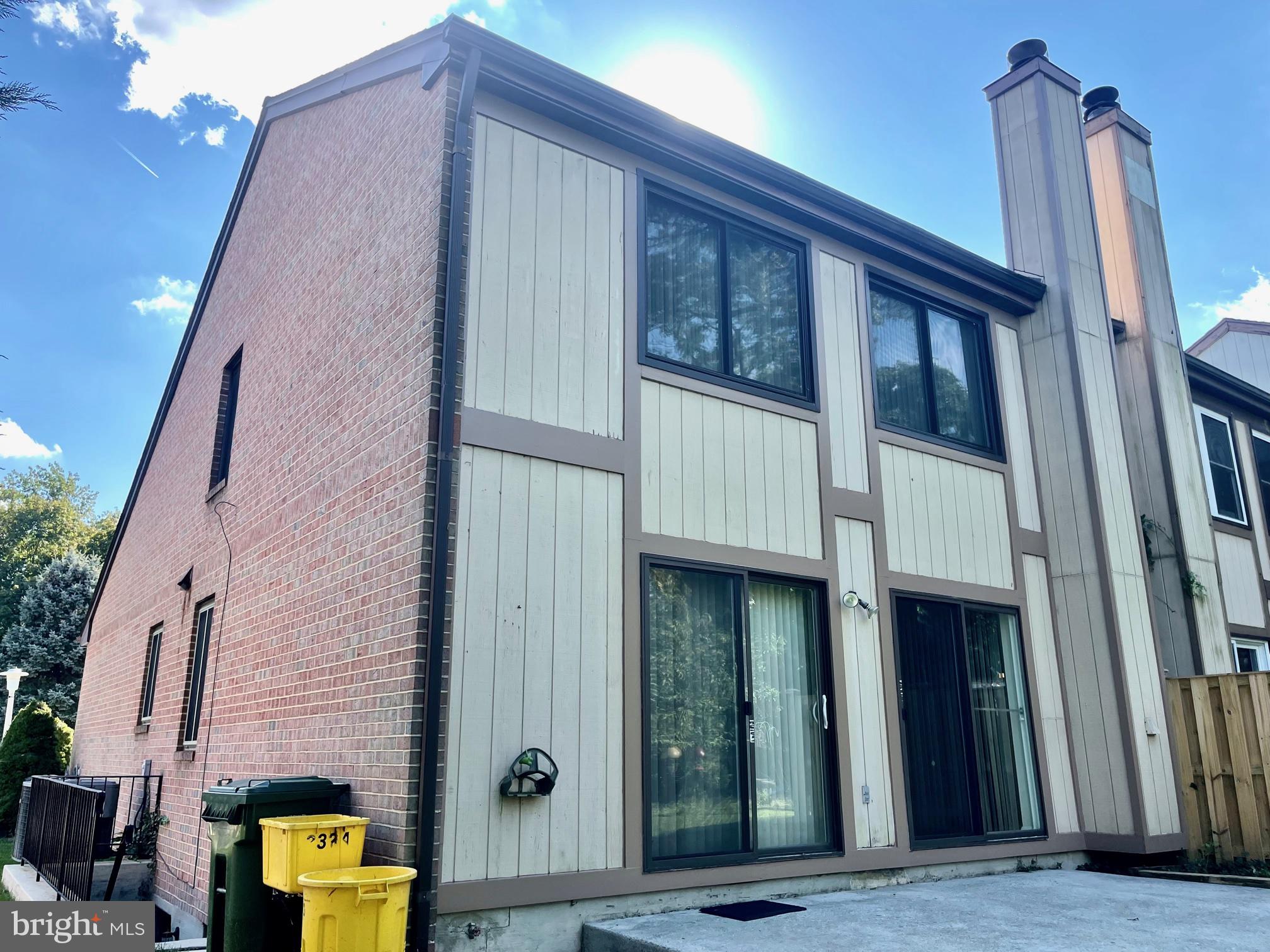 MOUNT WASHINGTON - Residential