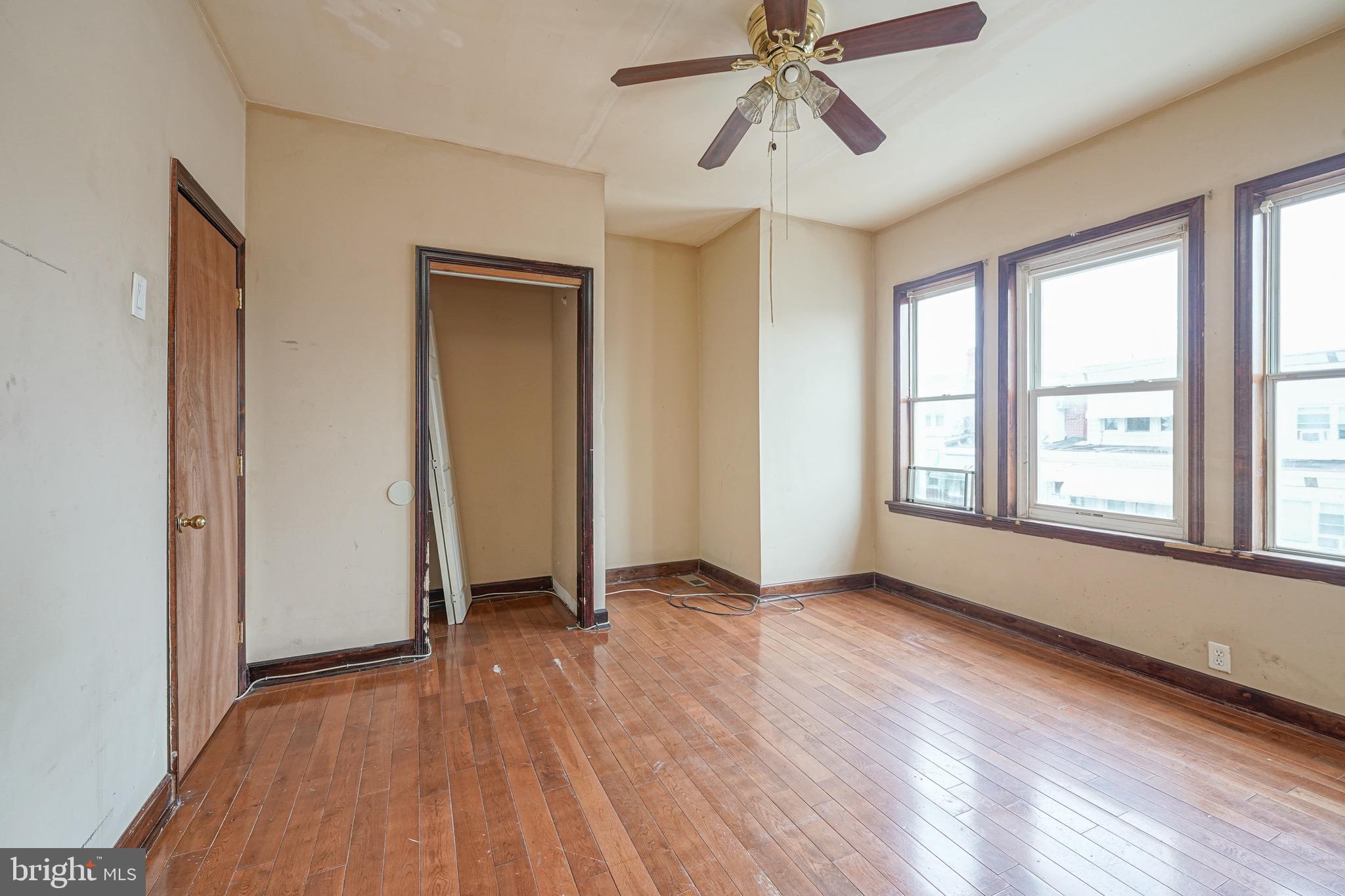 PHILADELPHIA (SOUTHWEST) - Residential