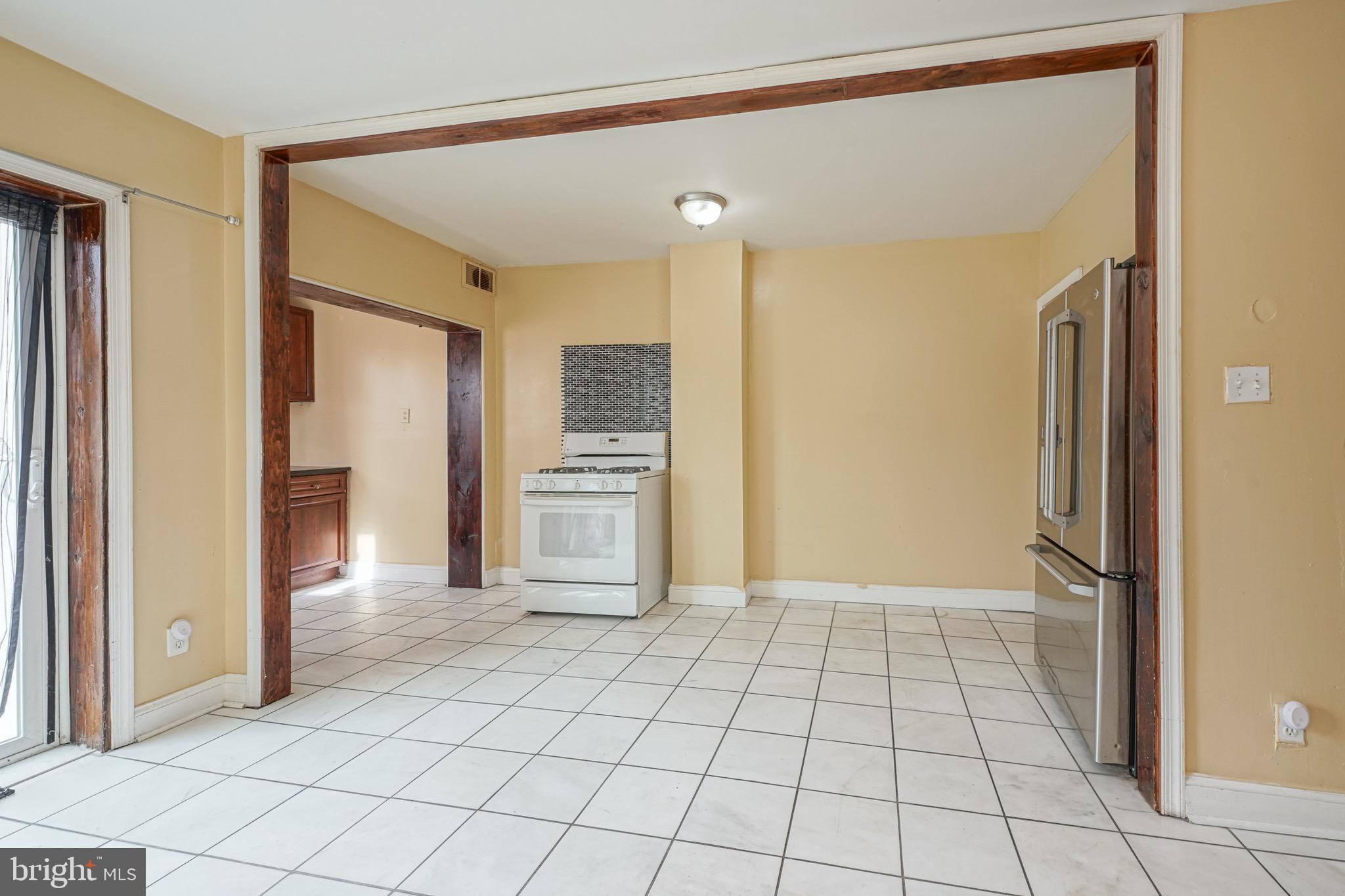 PHILADELPHIA (SOUTHWEST) - Residential