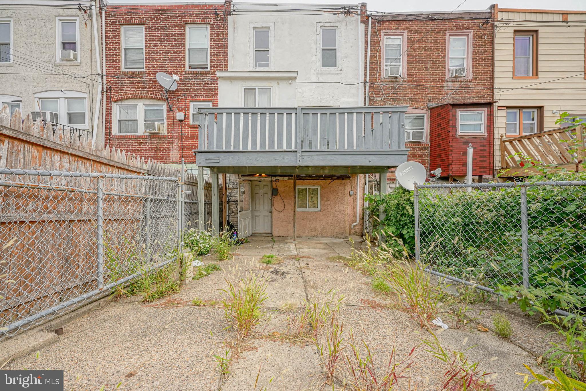 PHILADELPHIA (SOUTHWEST) - Residential