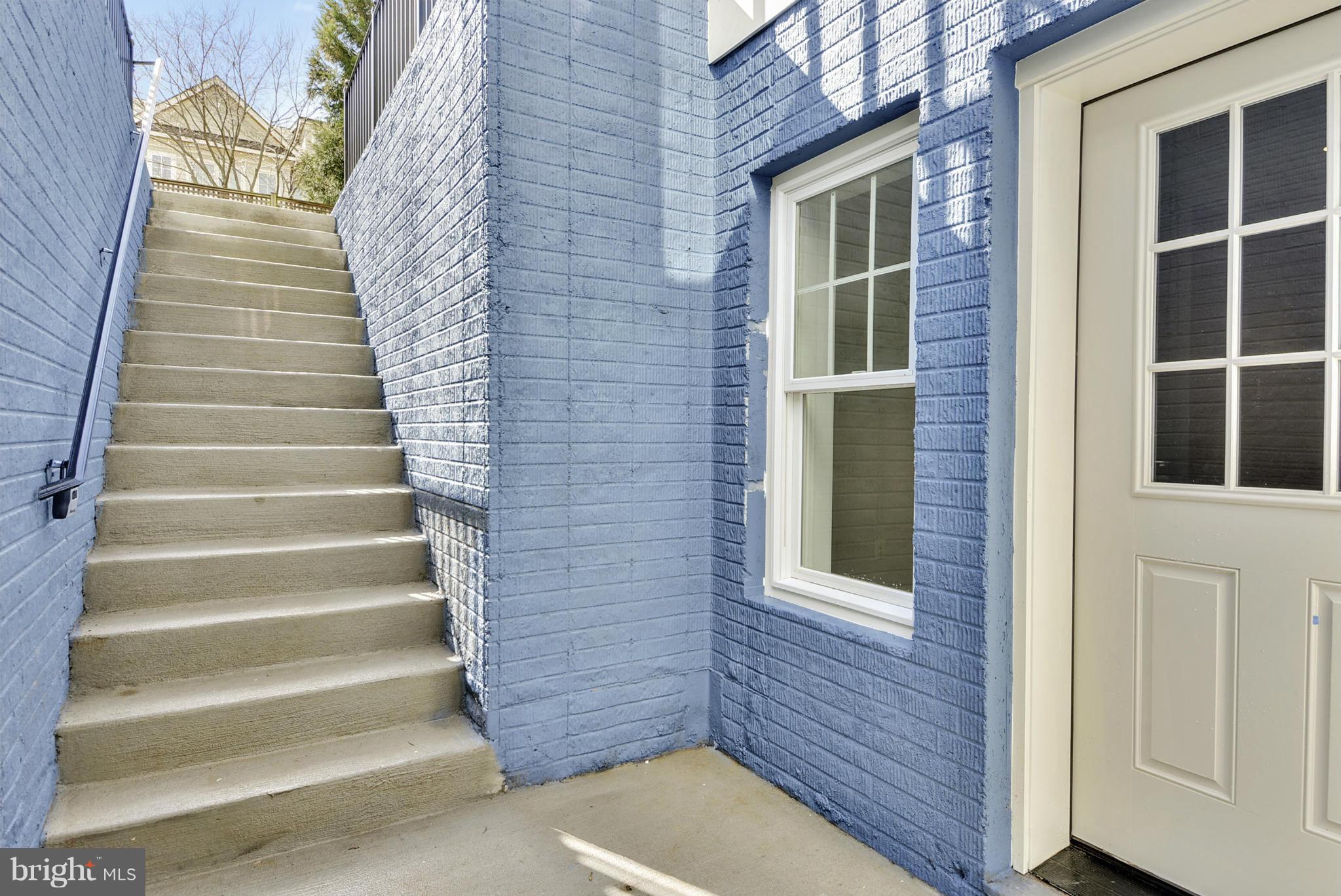 HUNTINGTON TERRACE - Residential