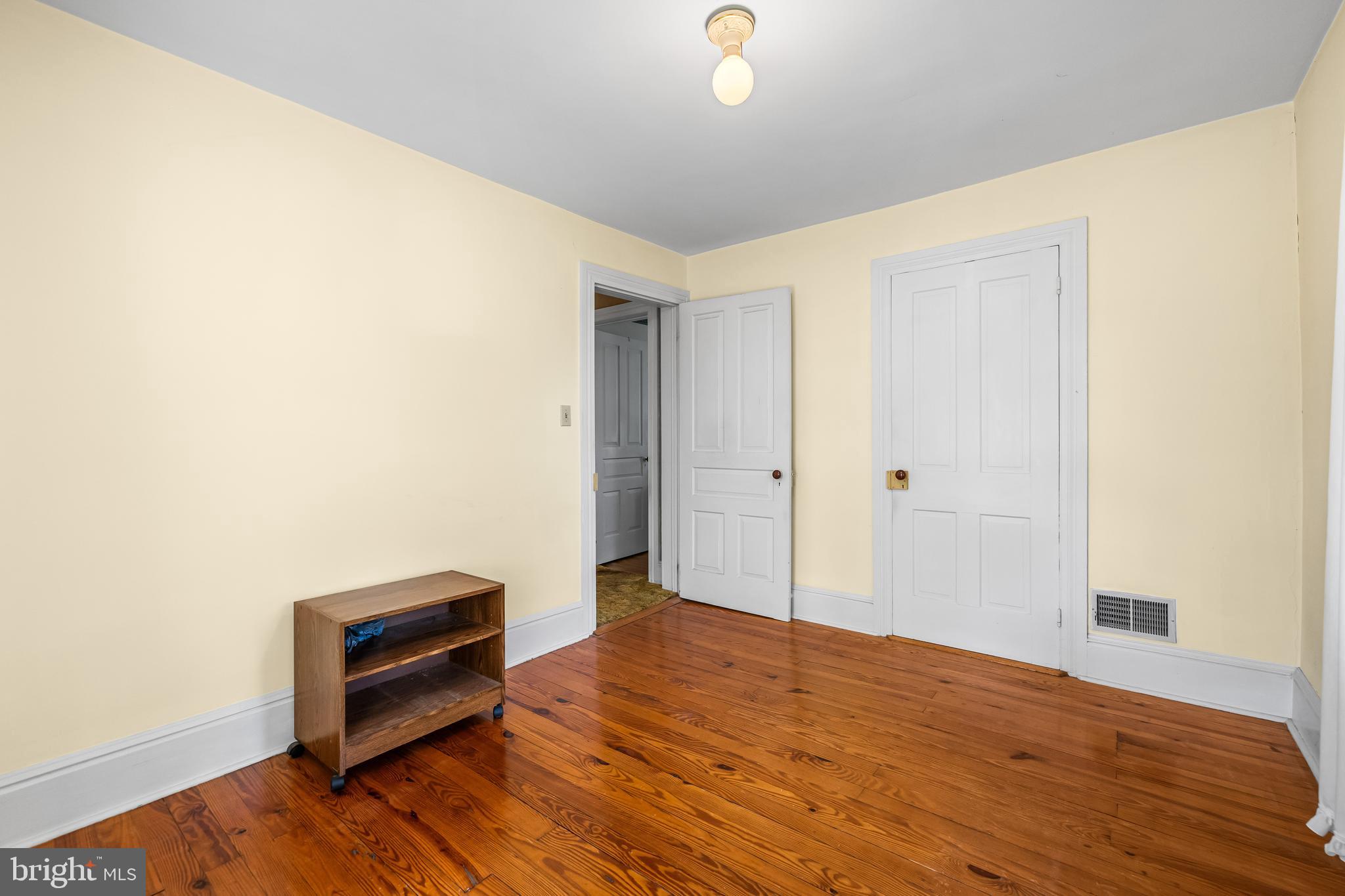 FREELAND - Residential