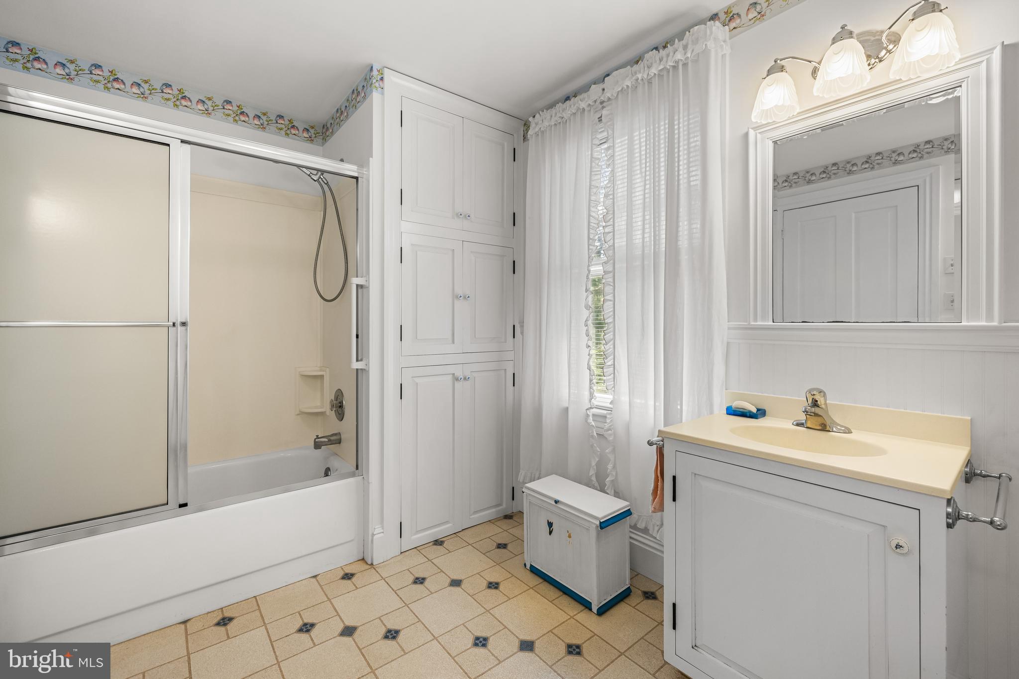 FREELAND - Residential