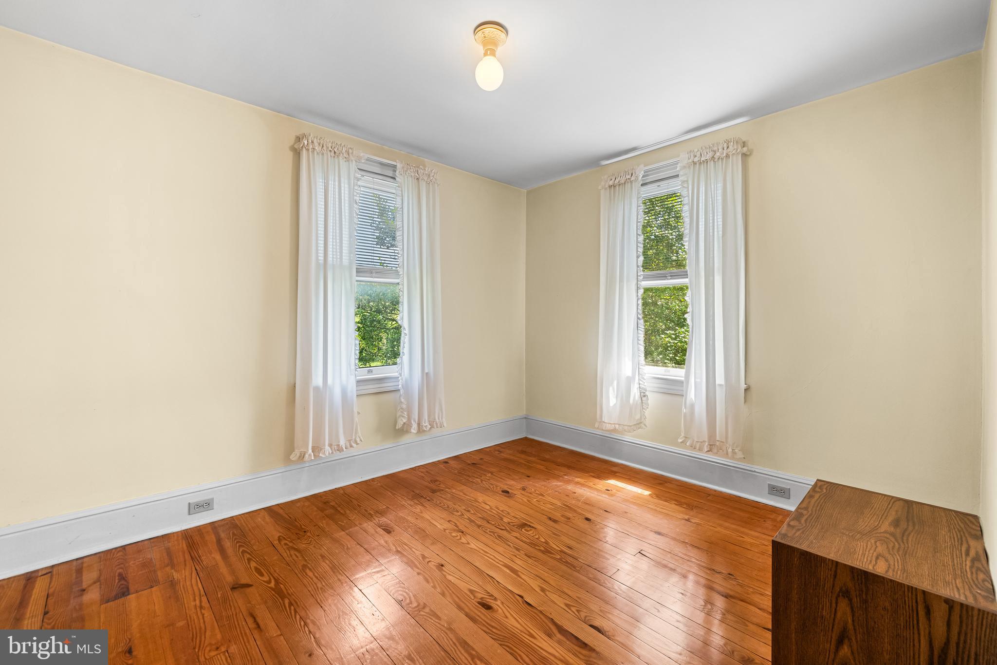 FREELAND - Residential