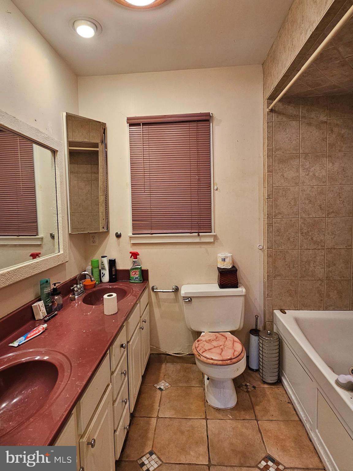 GLENWOOD ACRES - Residential