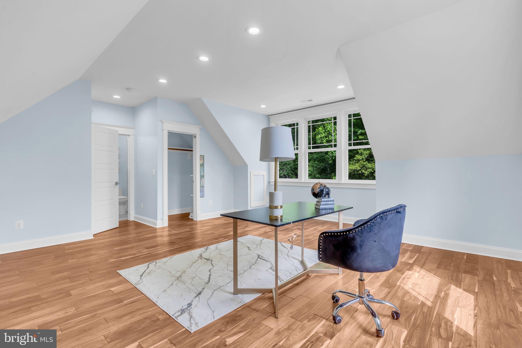 FAIRWOOD ACRES - Residential