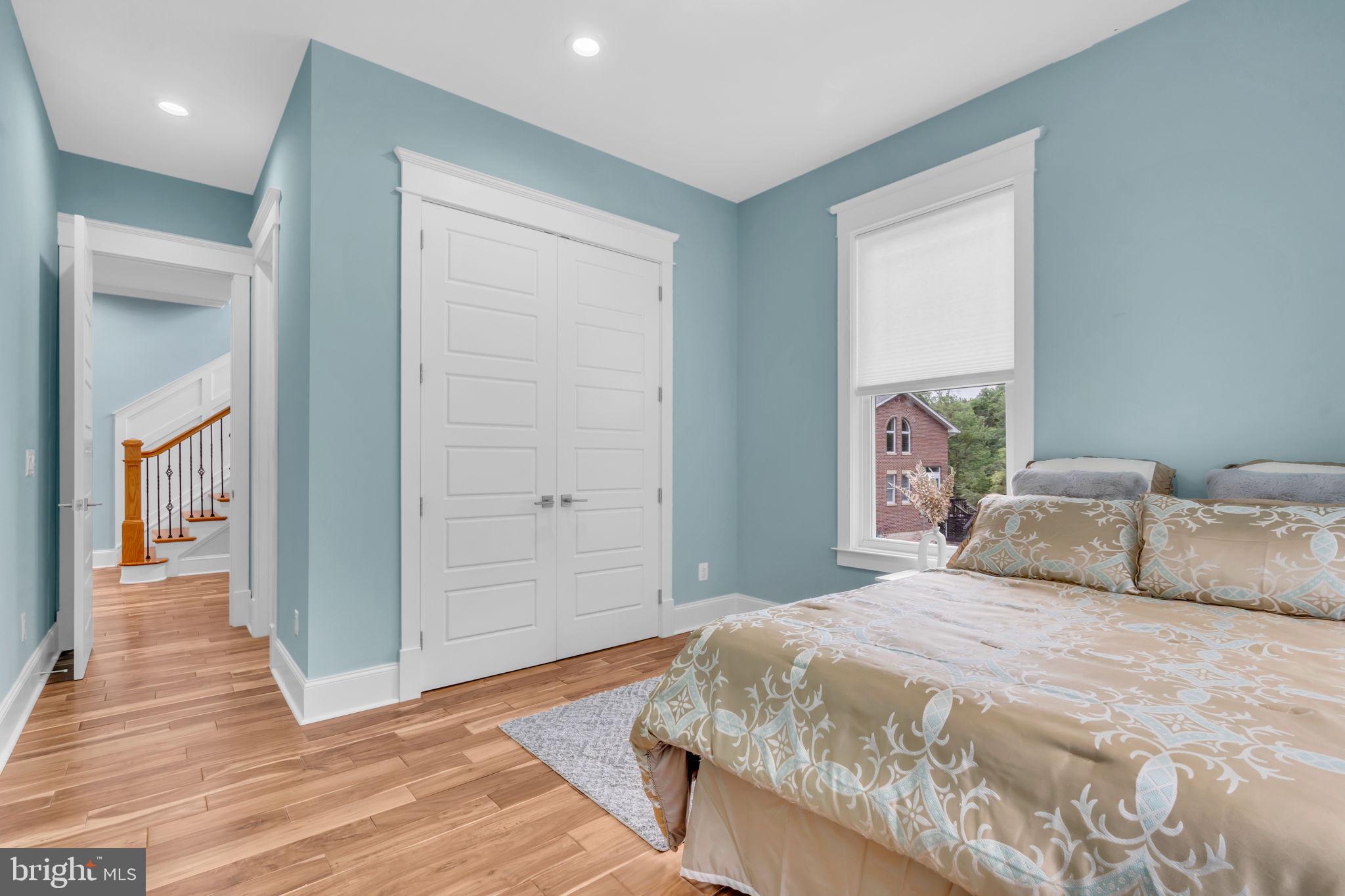 FAIRWOOD ACRES - Residential