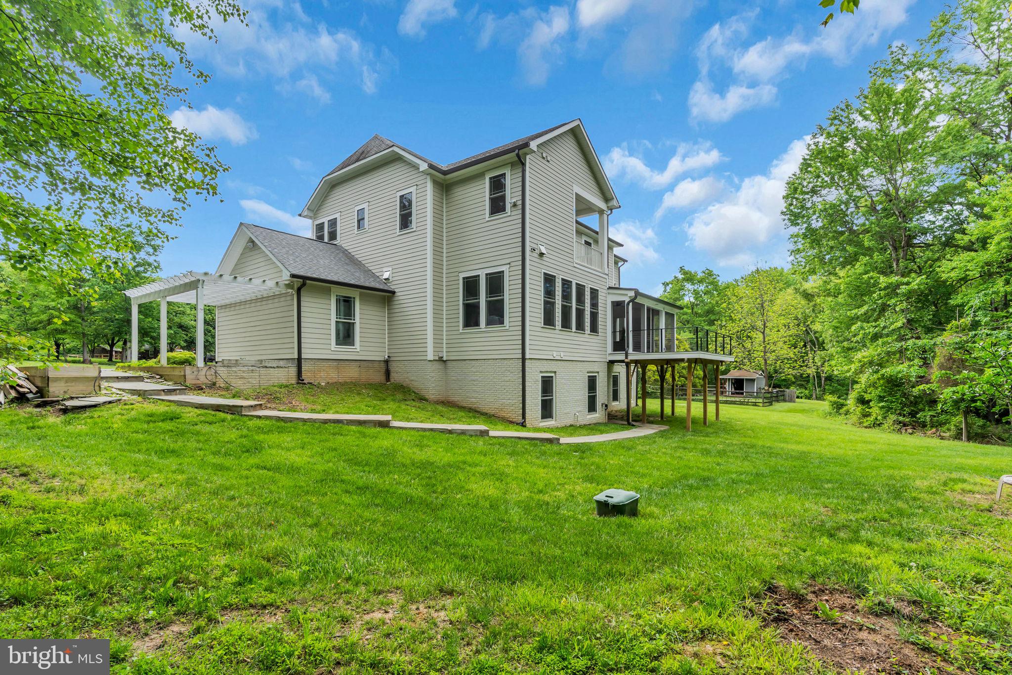 FAIRWOOD ACRES - Residential