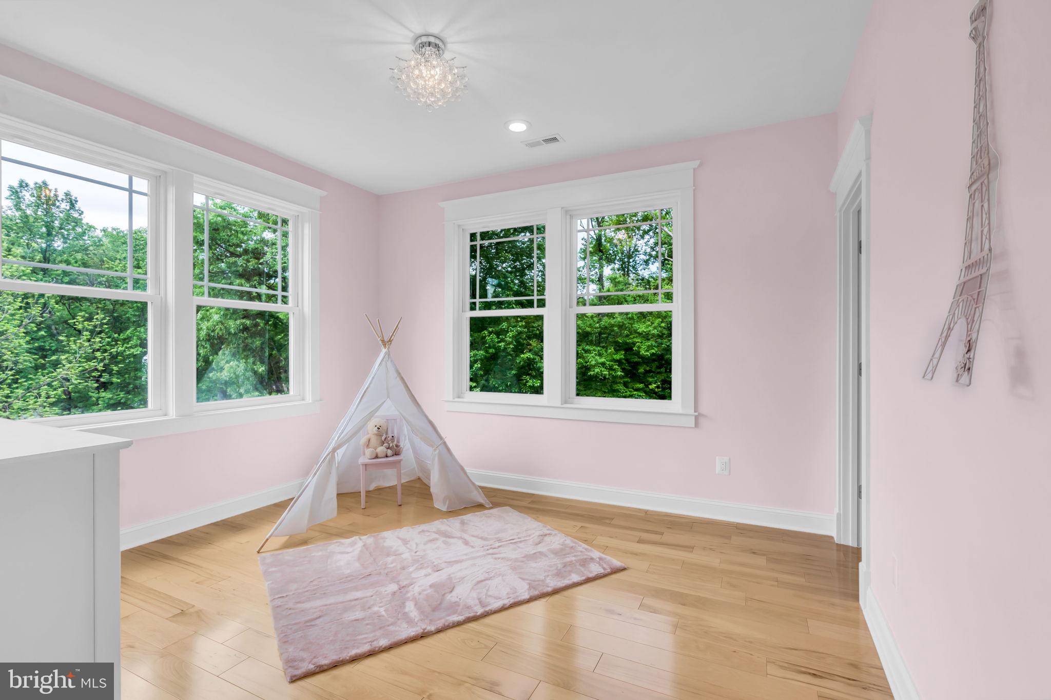 FAIRWOOD ACRES - Residential