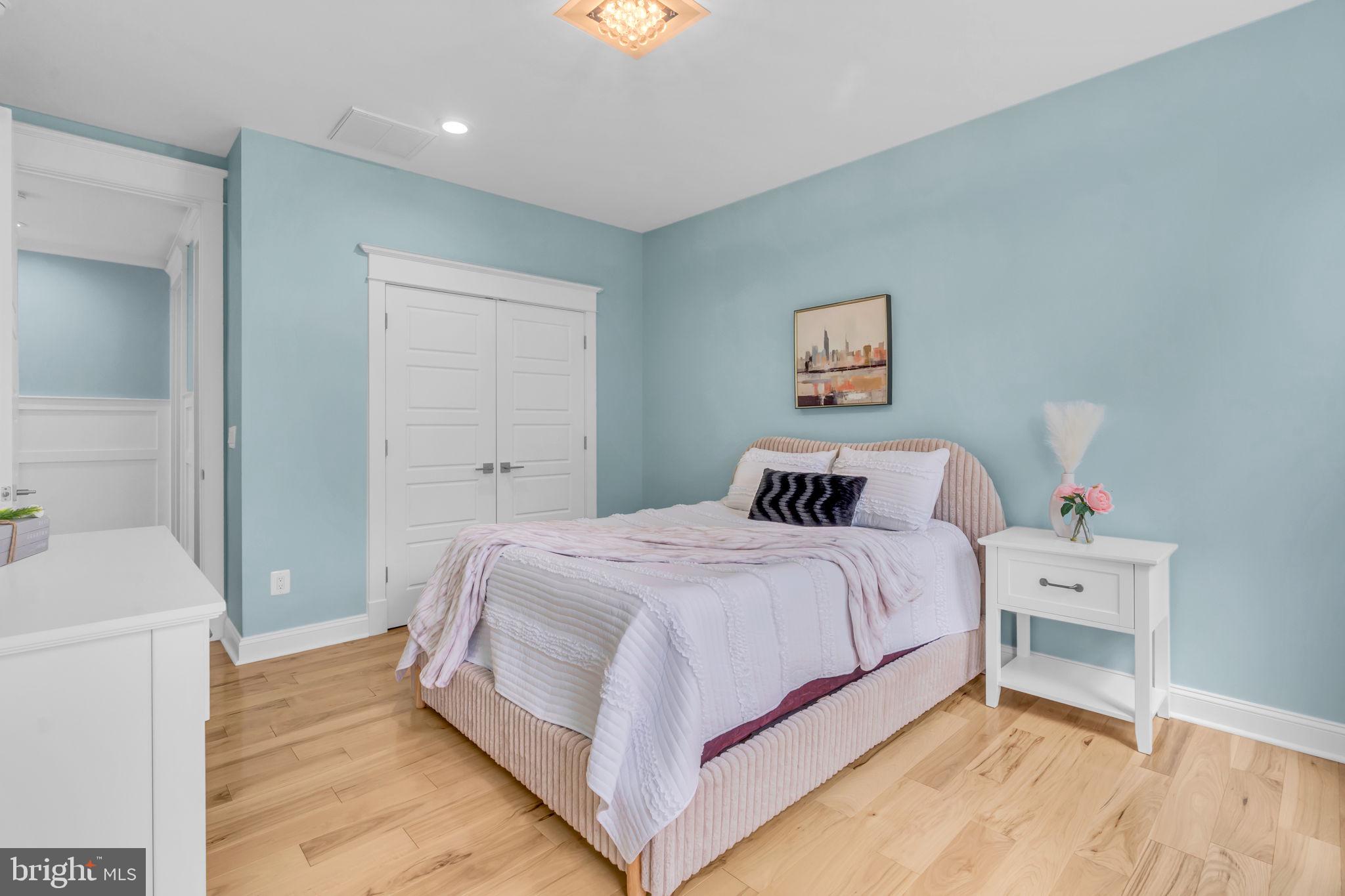 FAIRWOOD ACRES - Residential