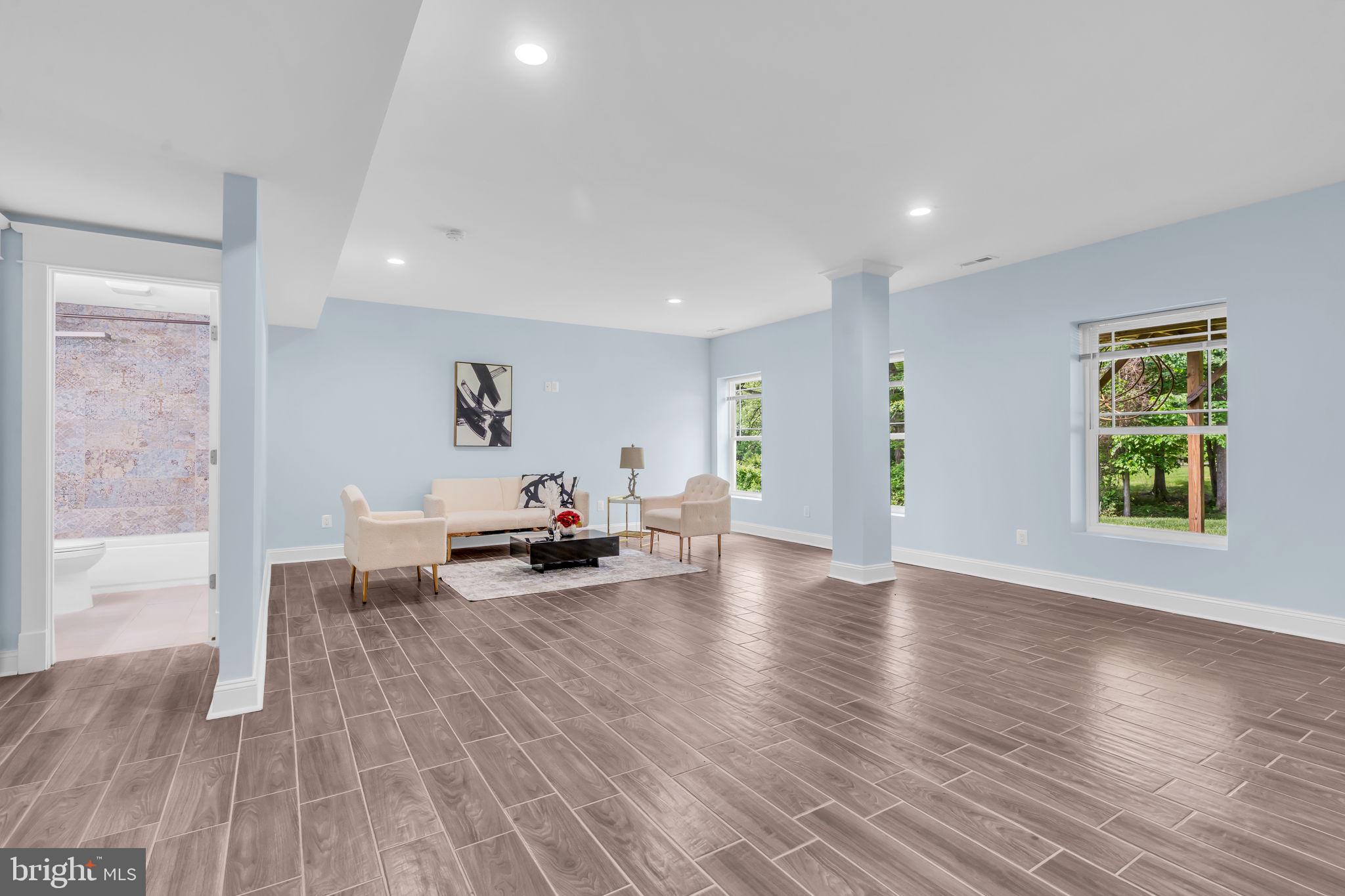 FAIRWOOD ACRES - Residential