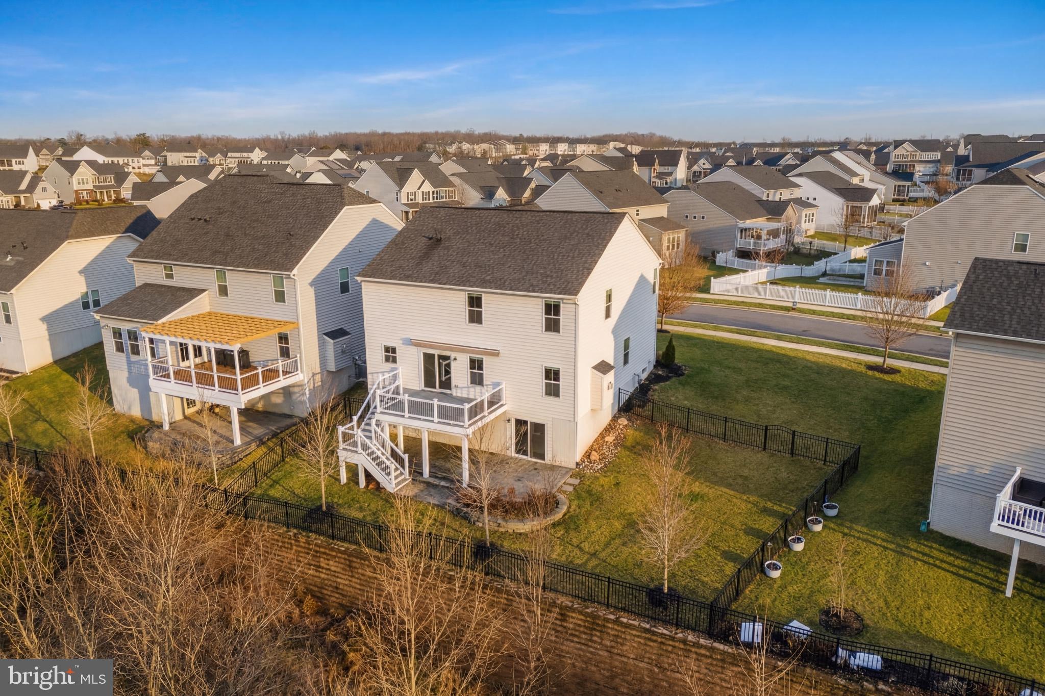 LAKE FREDERICK - Residential