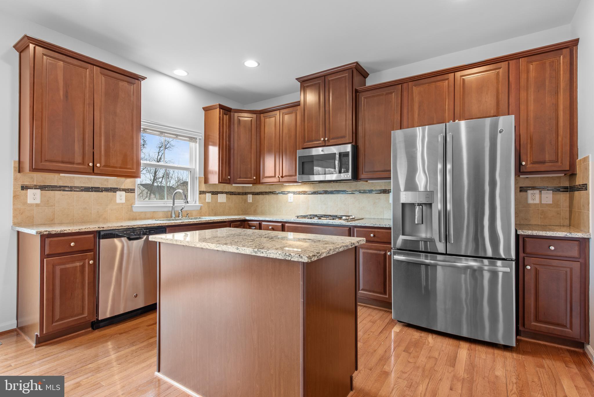 LAKE FREDERICK - Residential