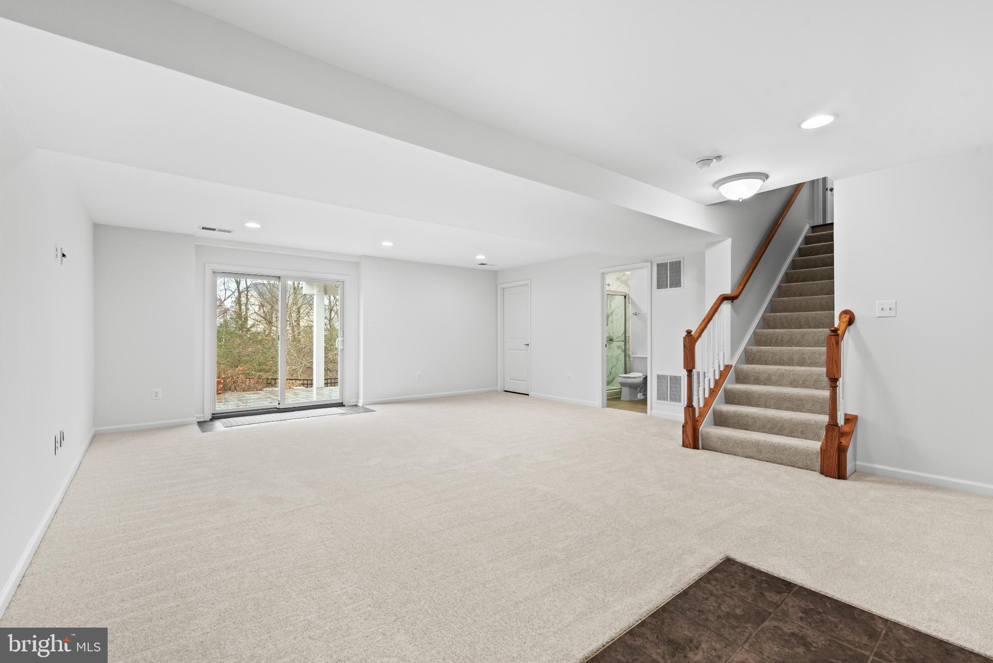 LAKE FREDERICK - Residential