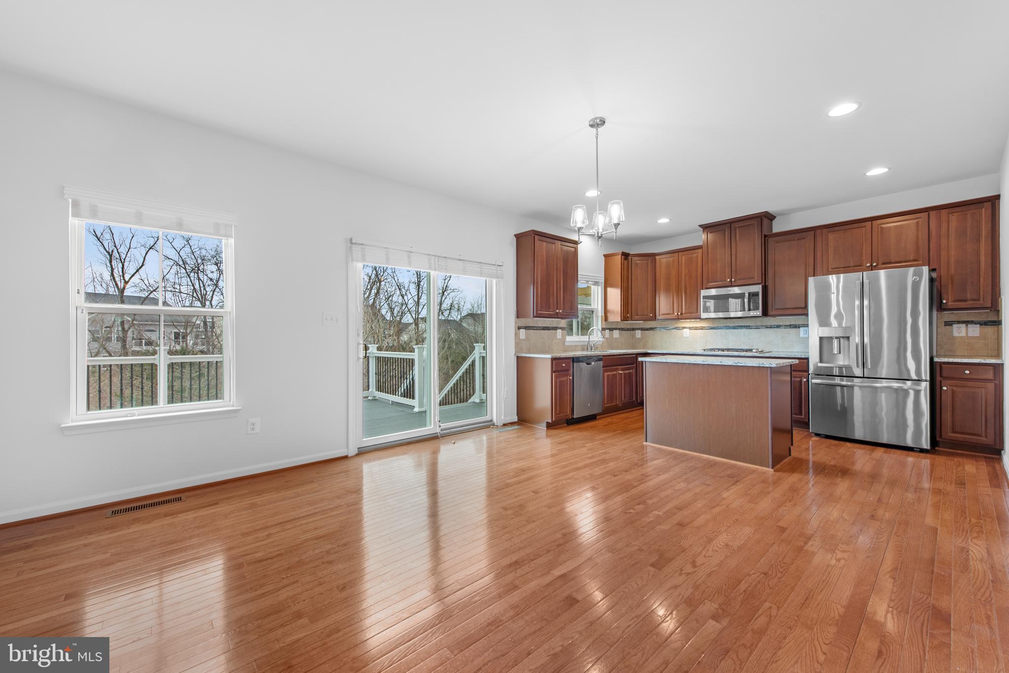 LAKE FREDERICK - Residential