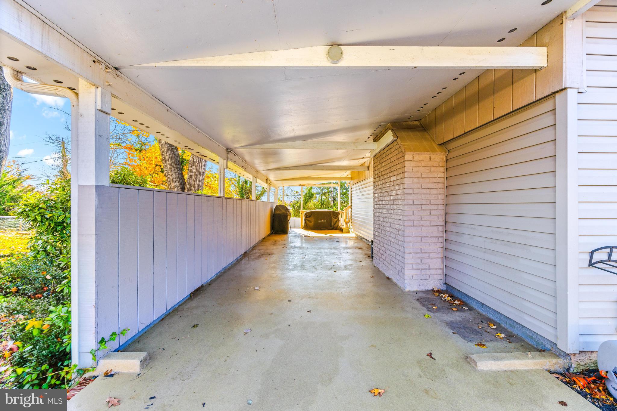 LUTHERVILLE - Residential