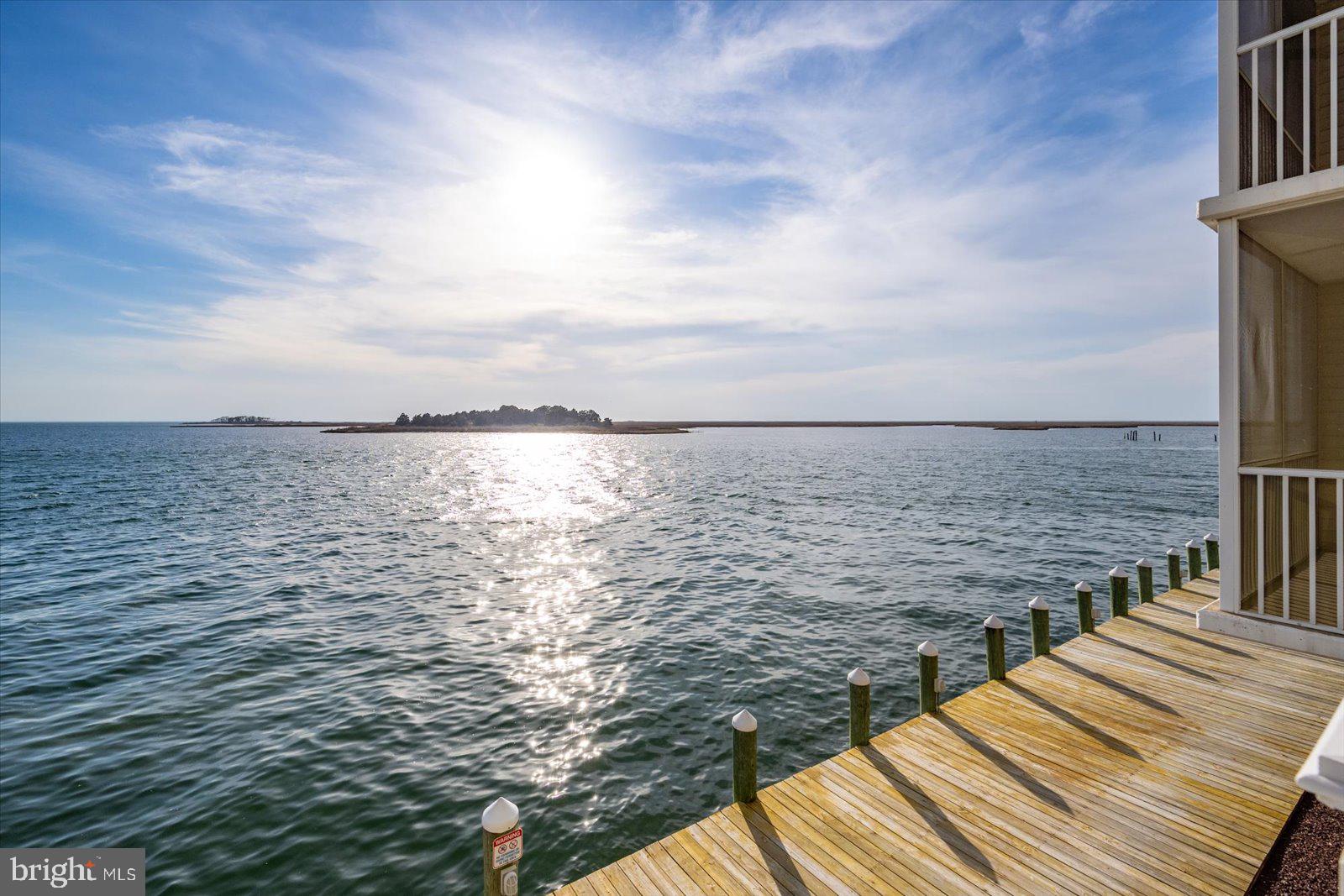 HARBOUR LIGHT CONDOS - Residential