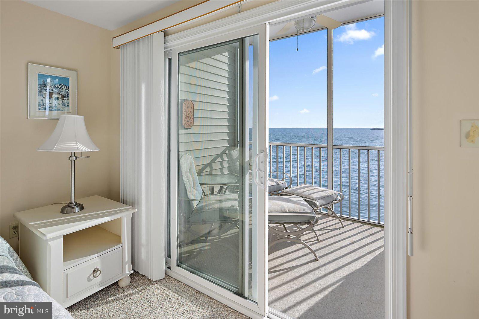 HARBOUR LIGHT CONDOS - Residential