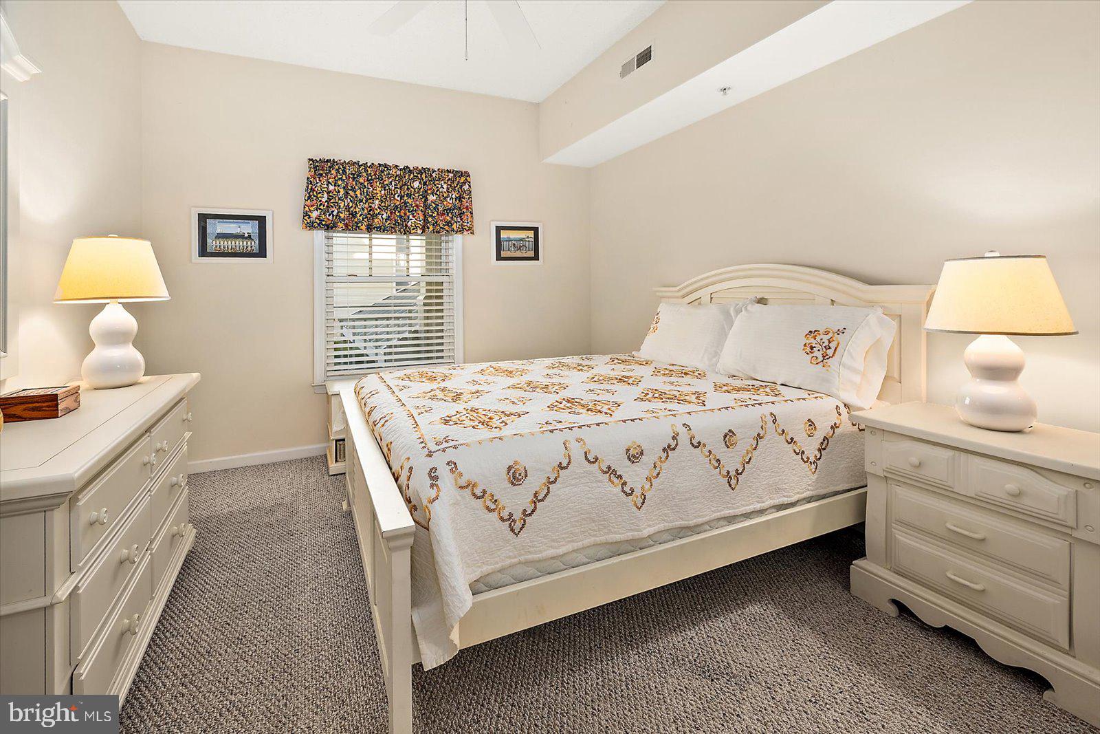 HARBOUR LIGHT CONDOS - Residential