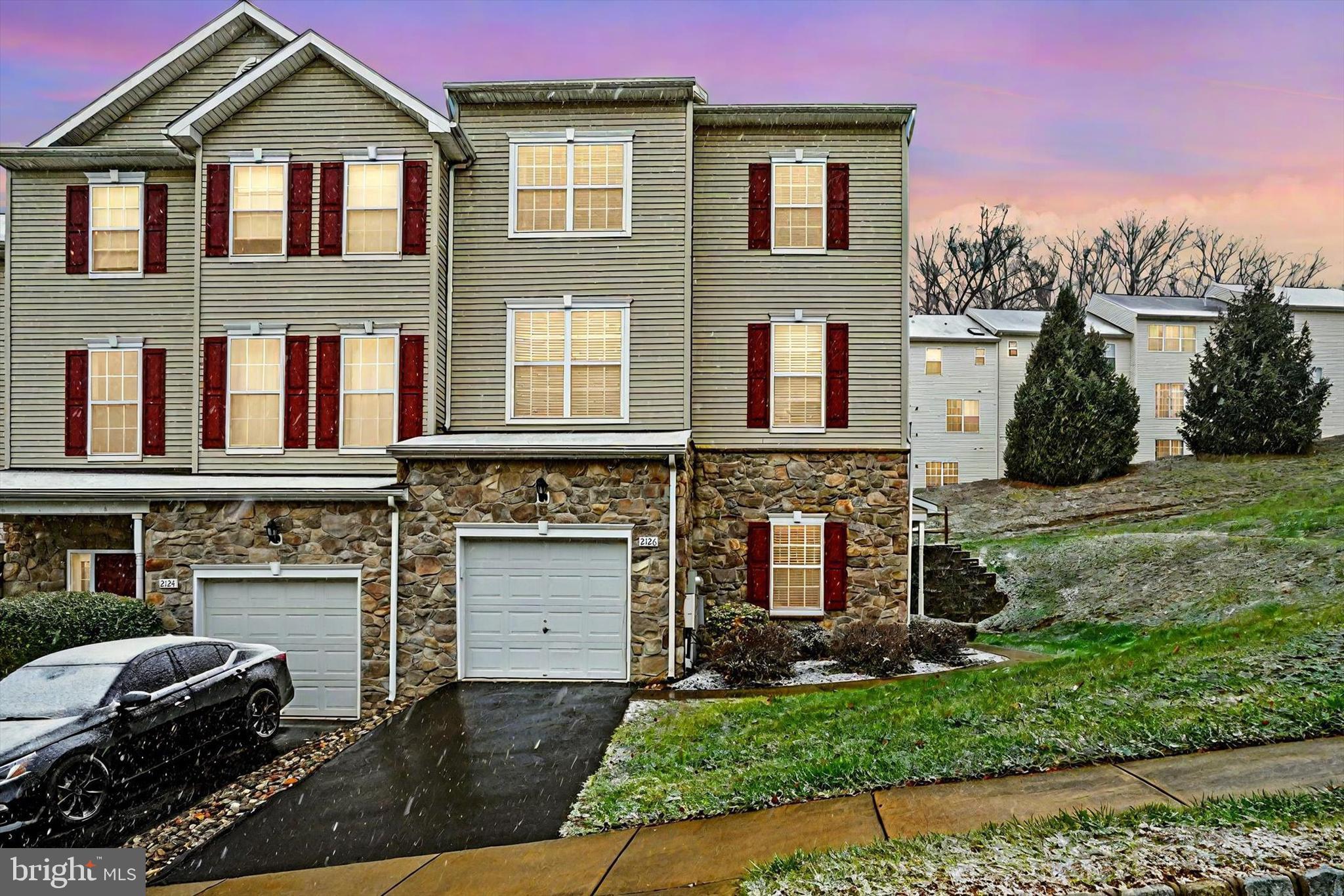 WOODCREST HILLS - Residential