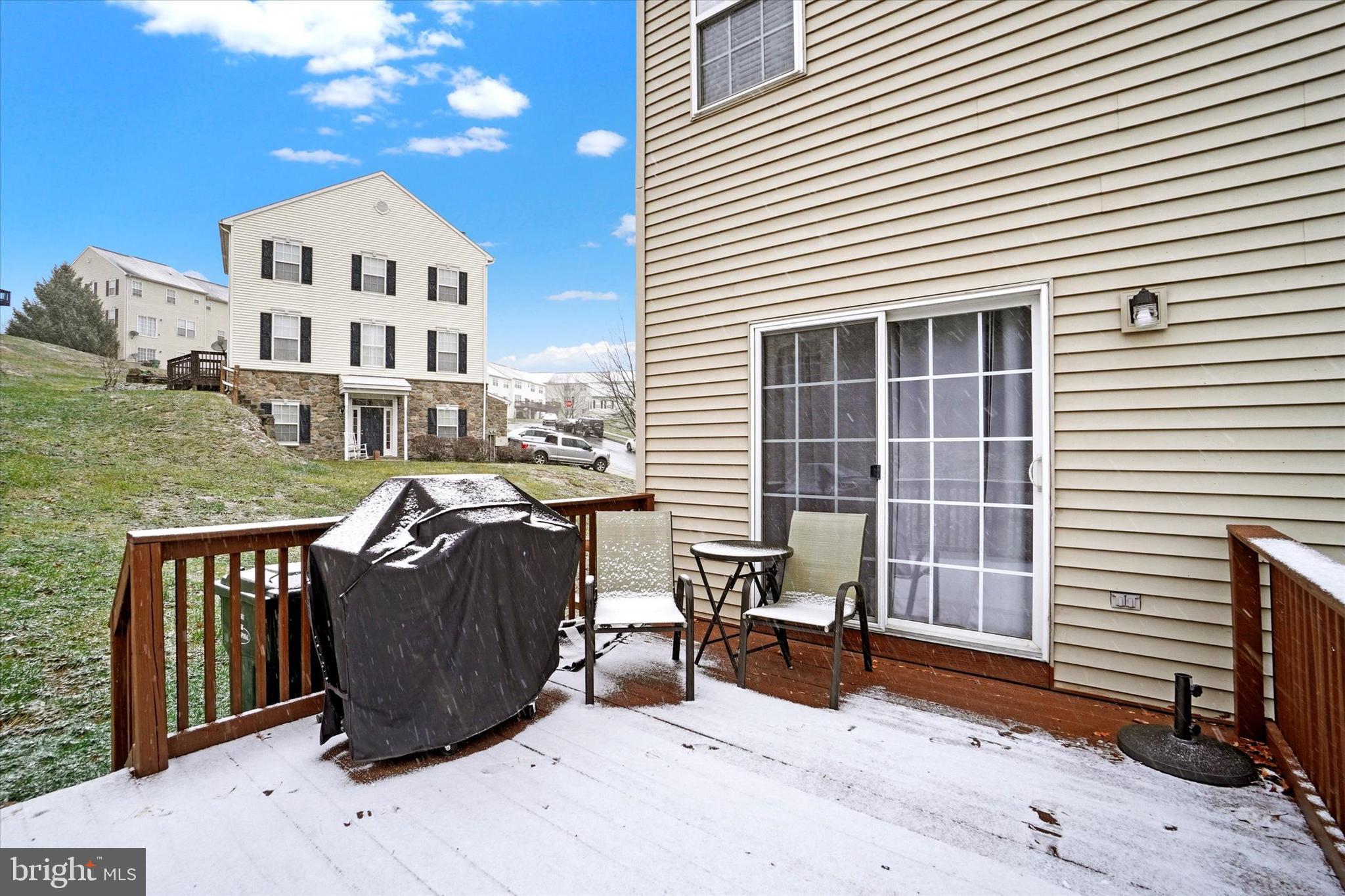 WOODCREST HILLS - Residential