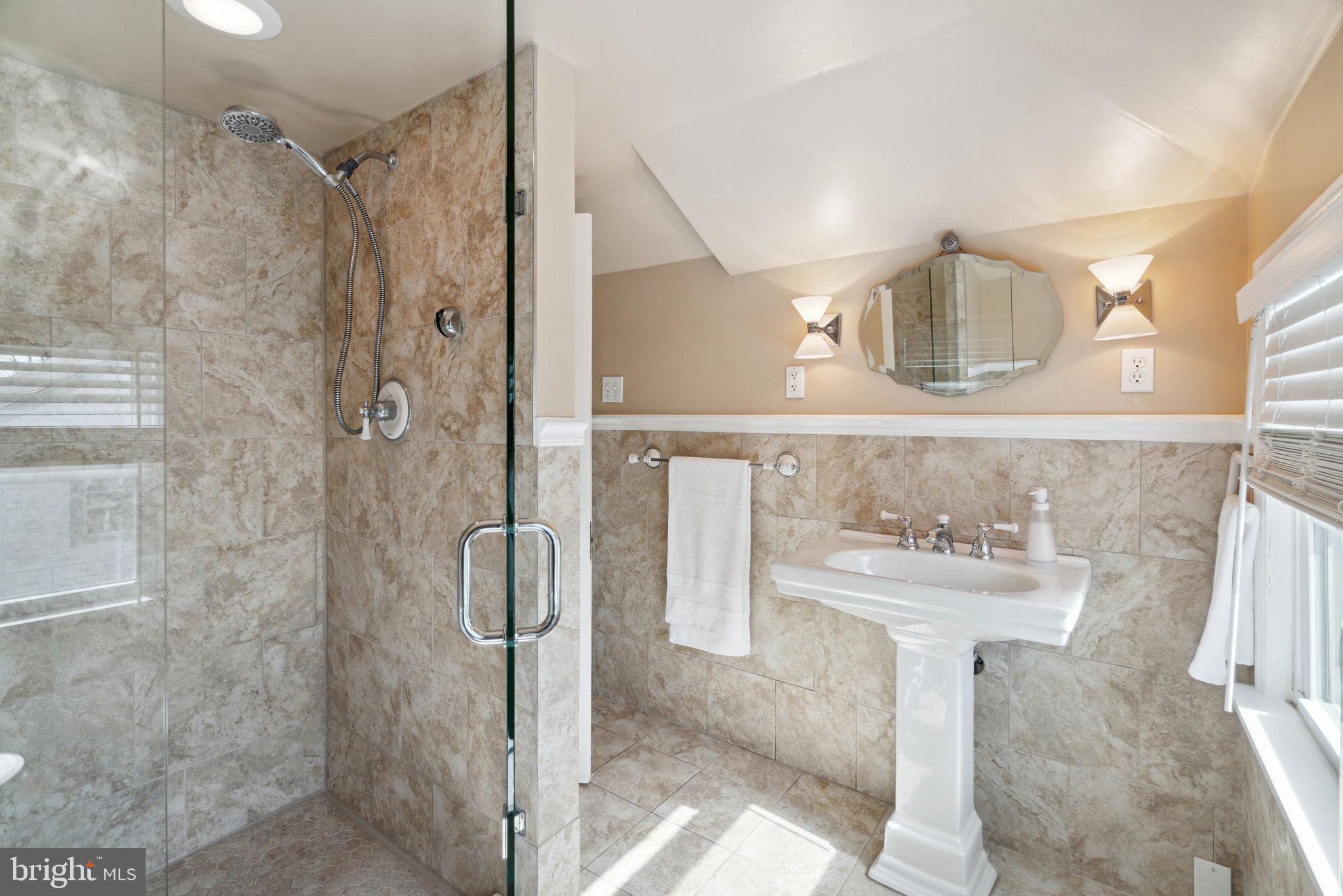 DREXEL HILL - Residential