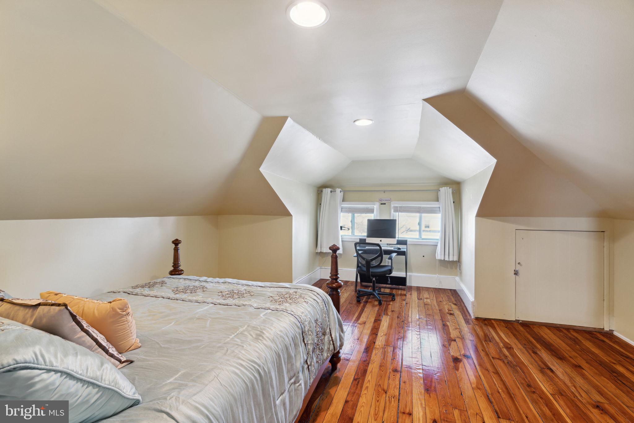 DREXEL HILL - Residential