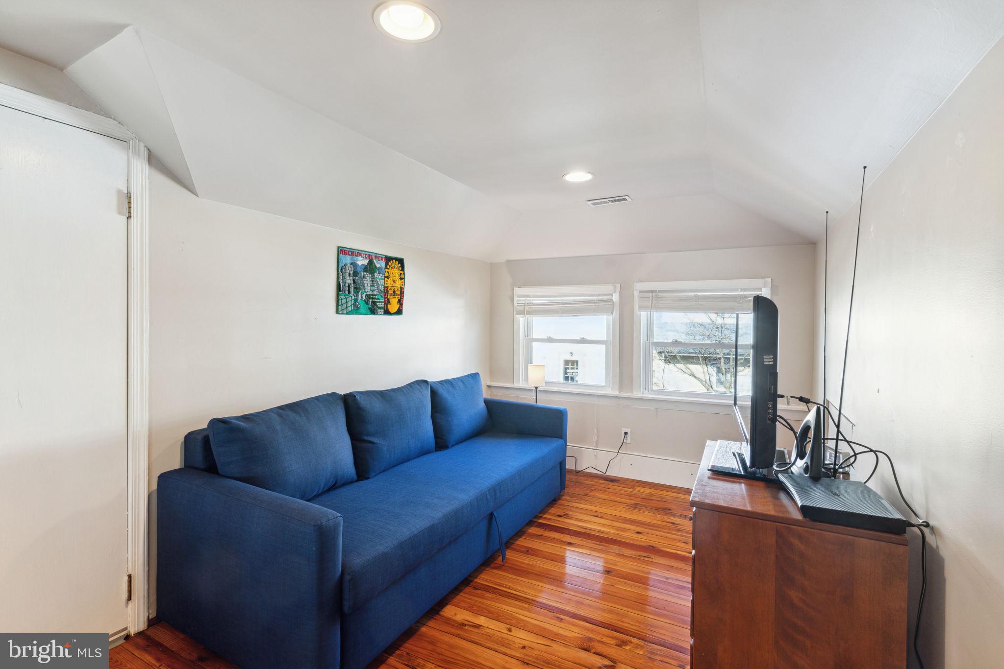 DREXEL HILL - Residential