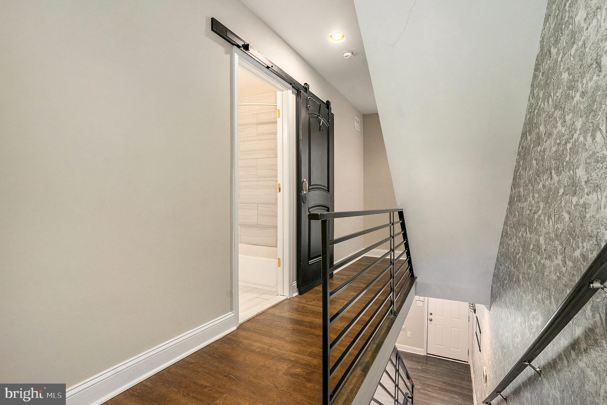 POINT BREEZE - Residential