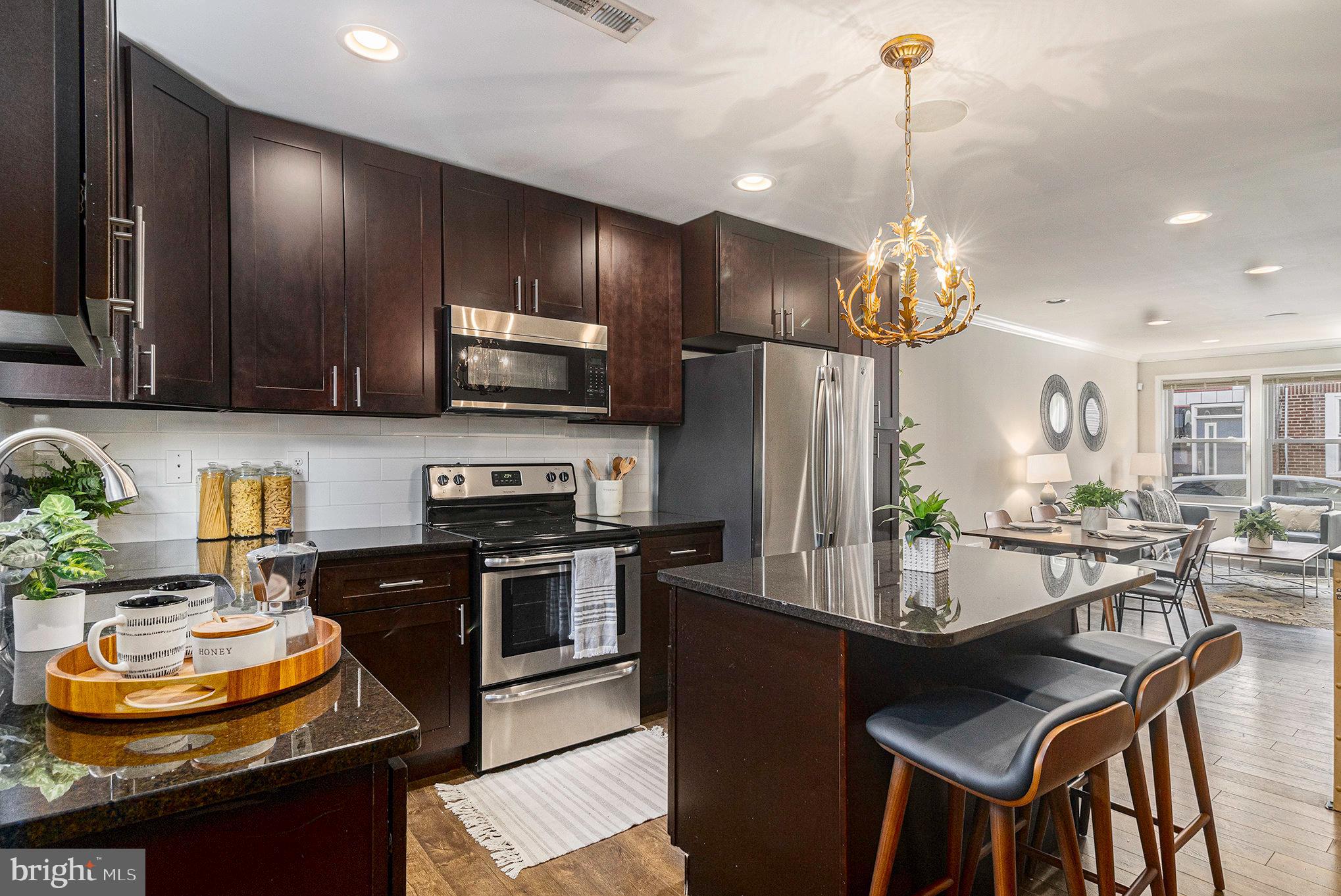 POINT BREEZE - Residential