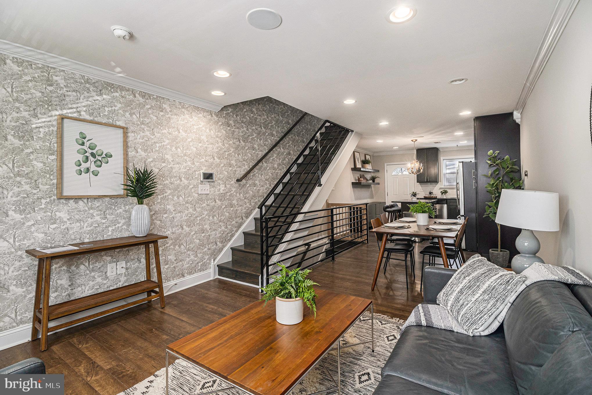 POINT BREEZE - Residential