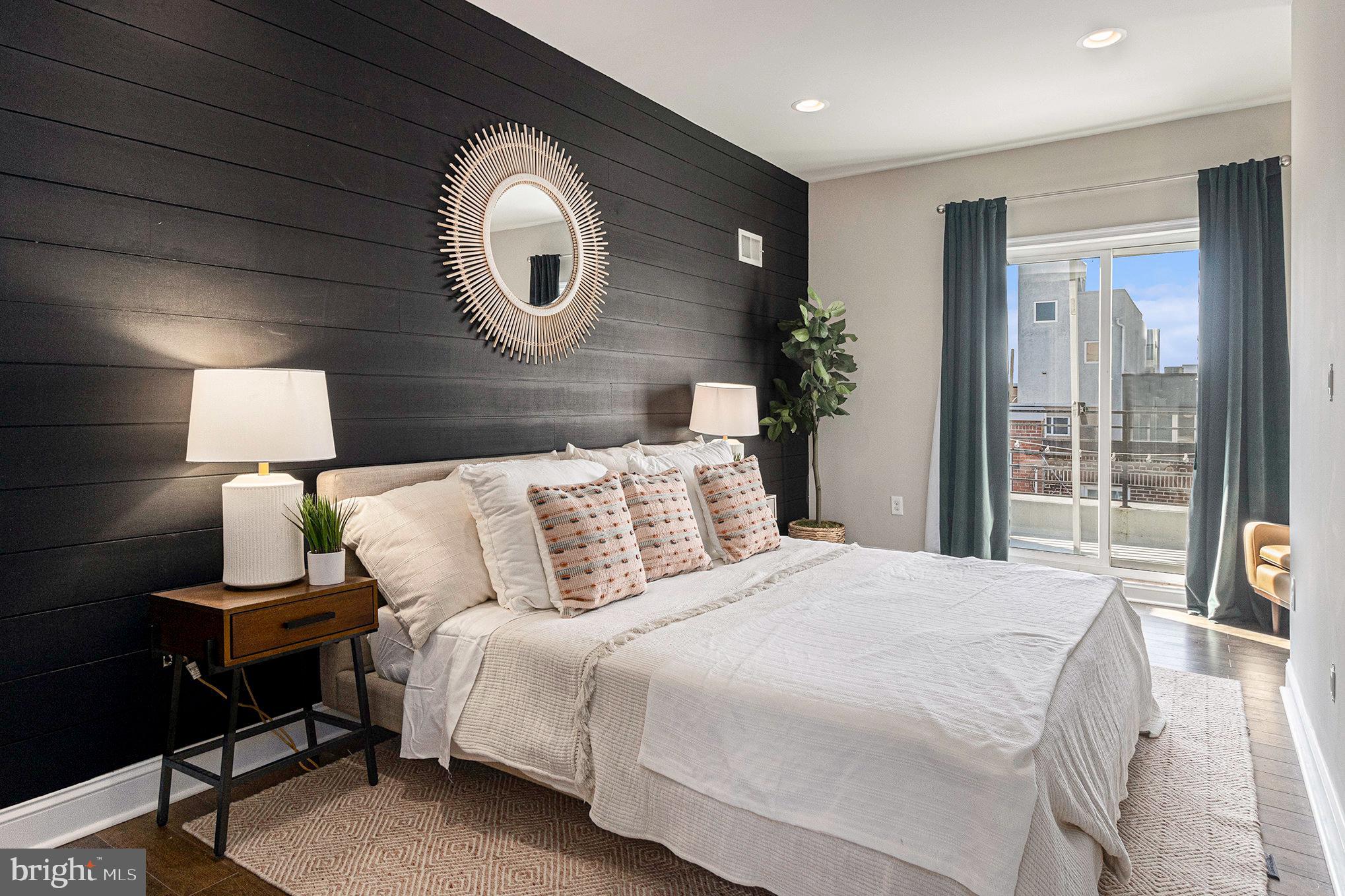 POINT BREEZE - Residential