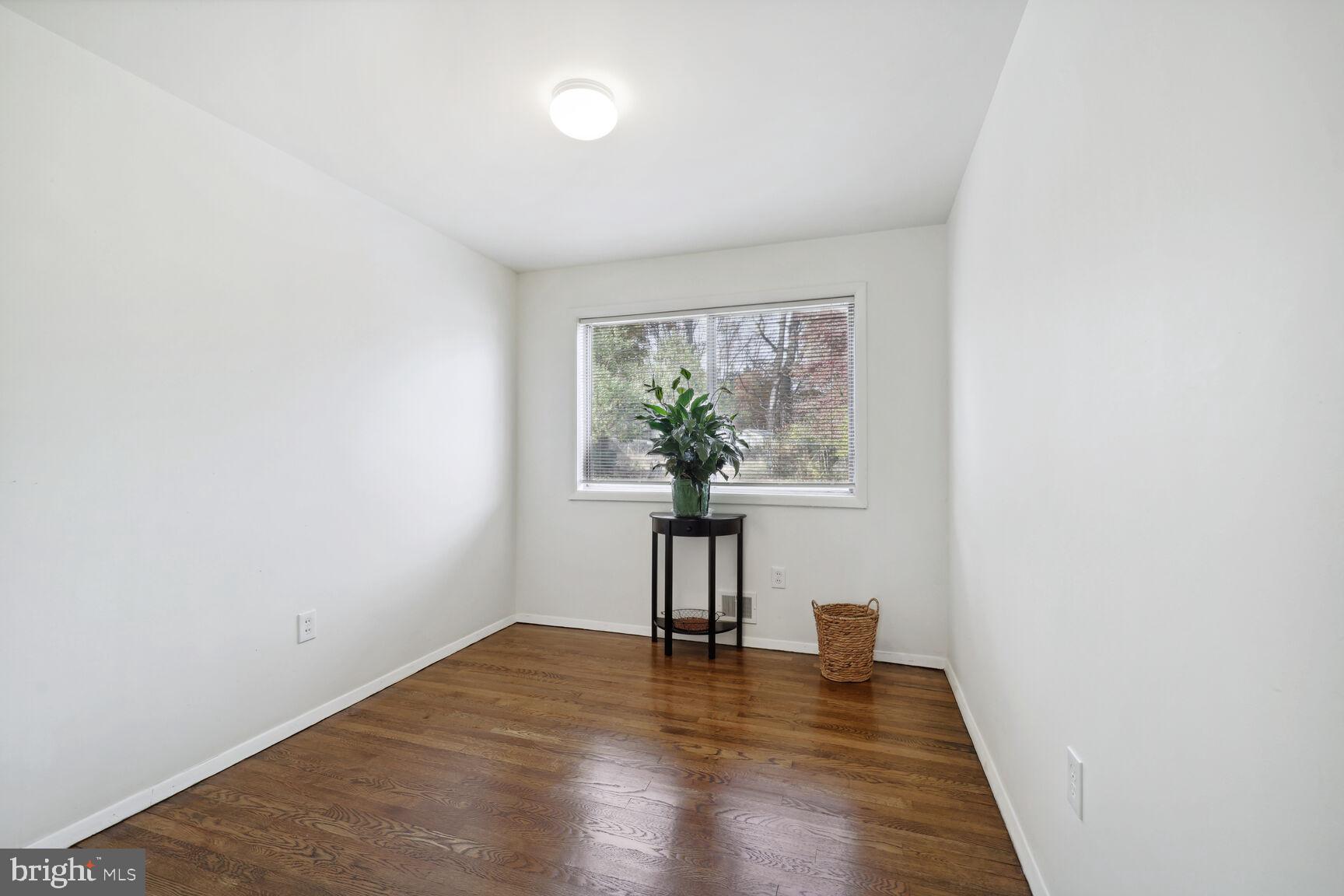 EAST SPRINGBROOK - Residential