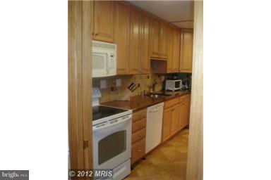 ROTONDA - Residential Lease