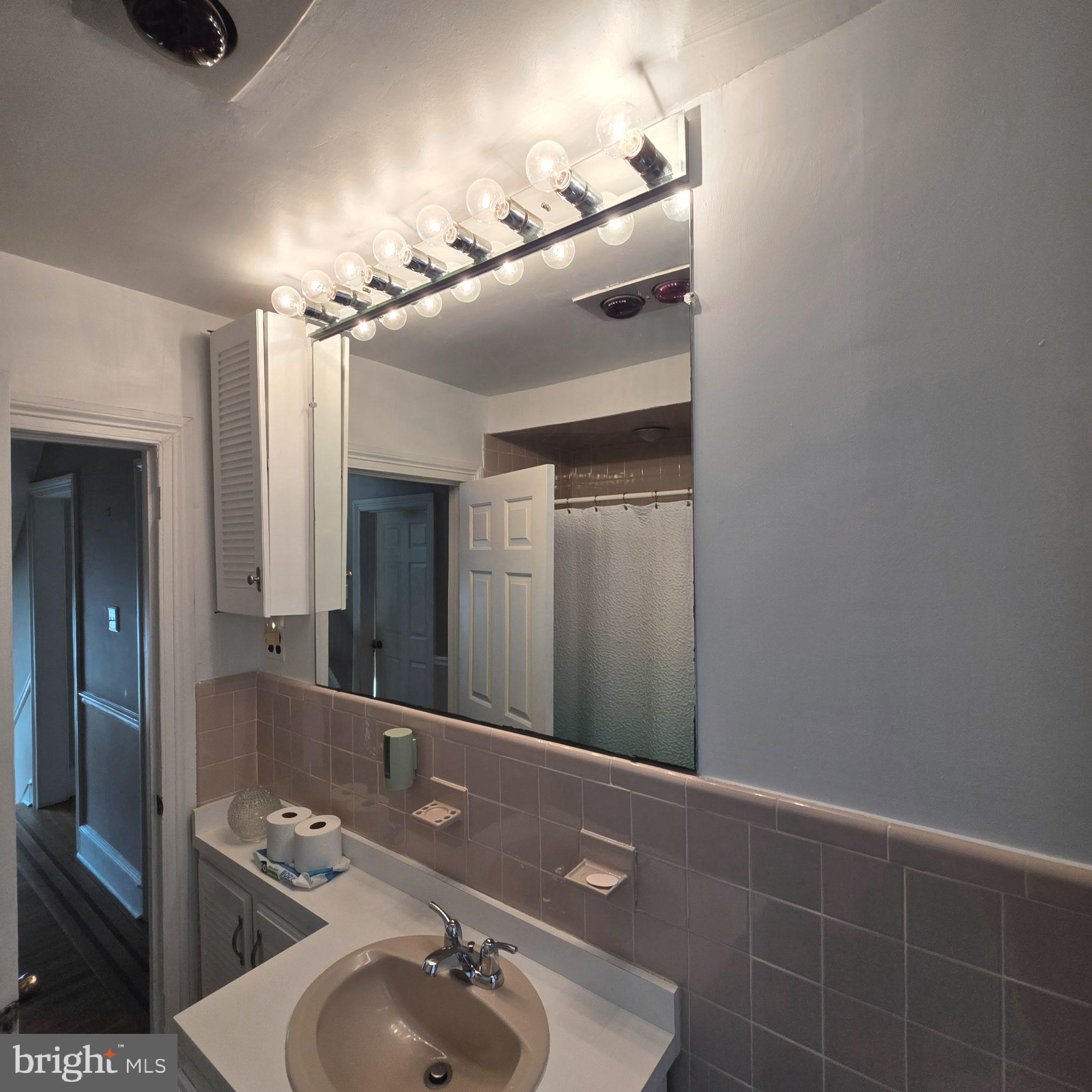 DREXEL HILL - Residential