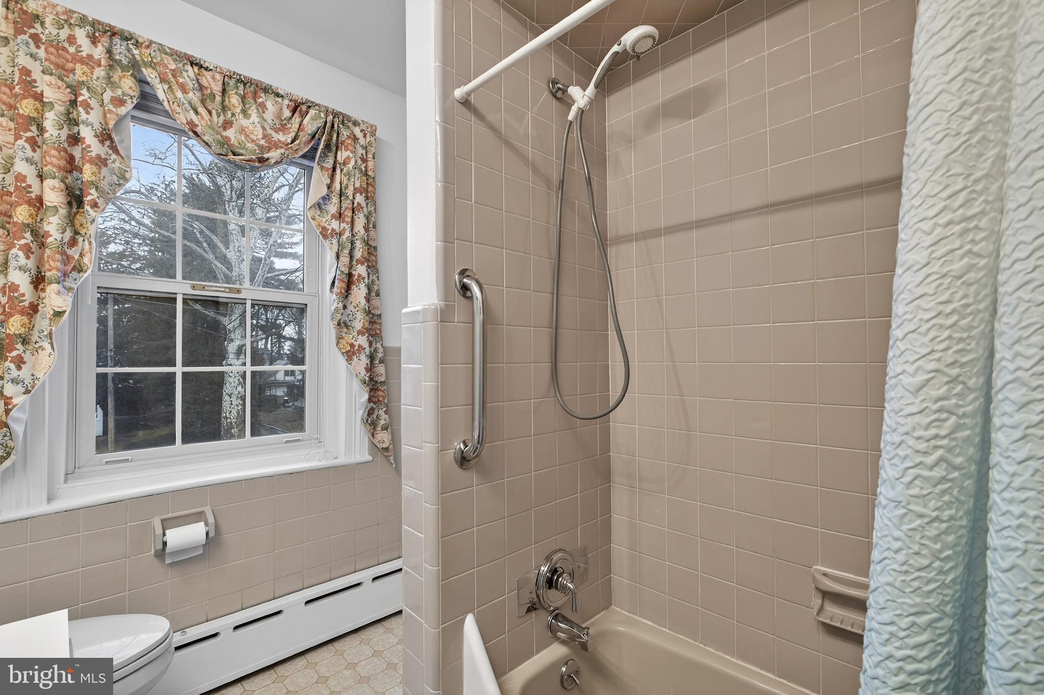 DREXEL HILL - Residential