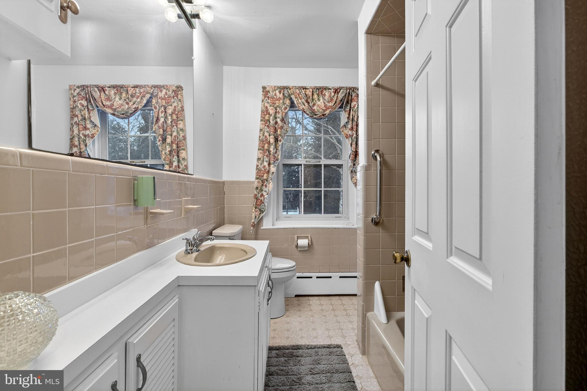 DREXEL HILL - Residential