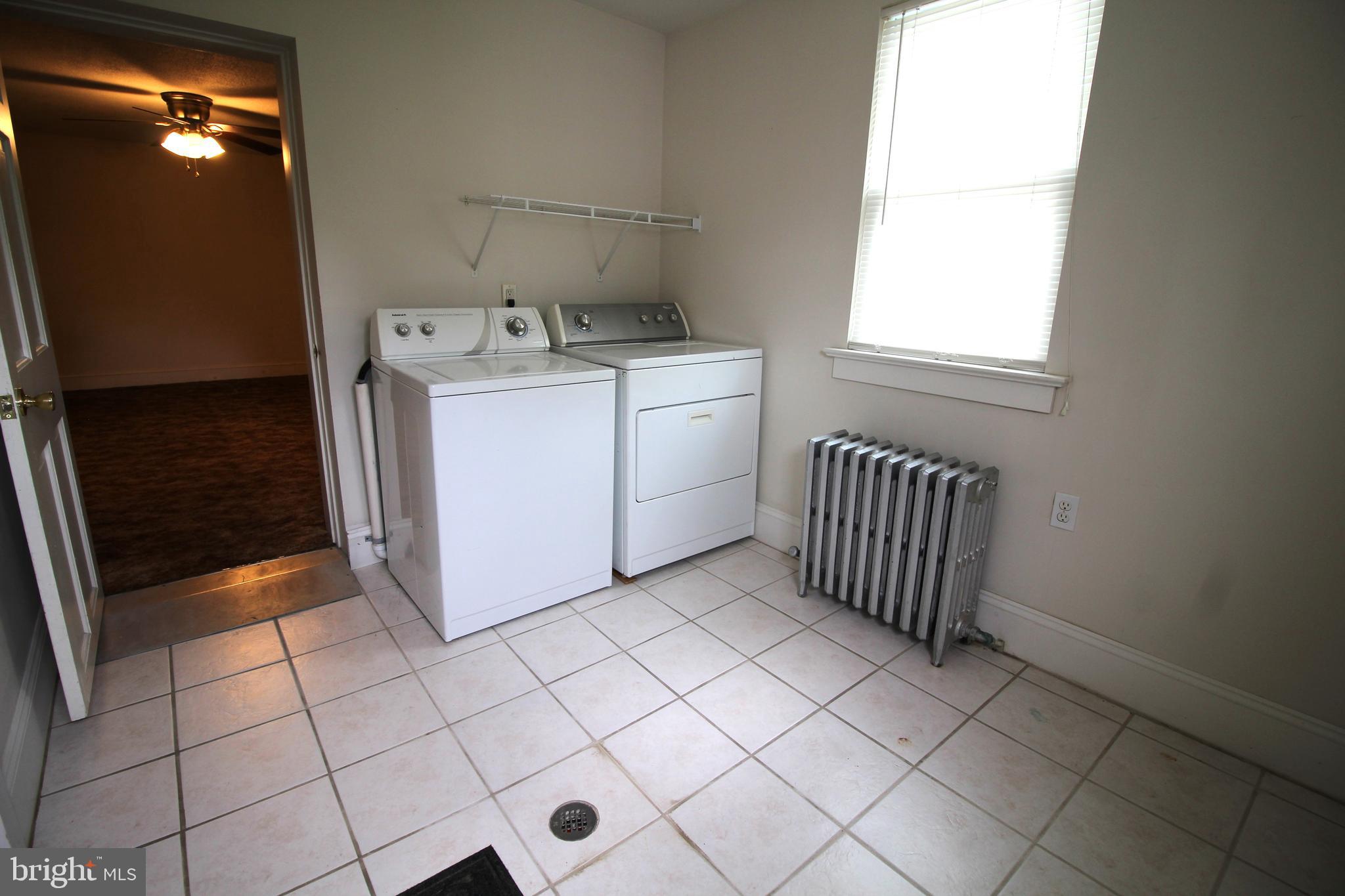 NEW HOLLAND BOROUGH - Residential Lease