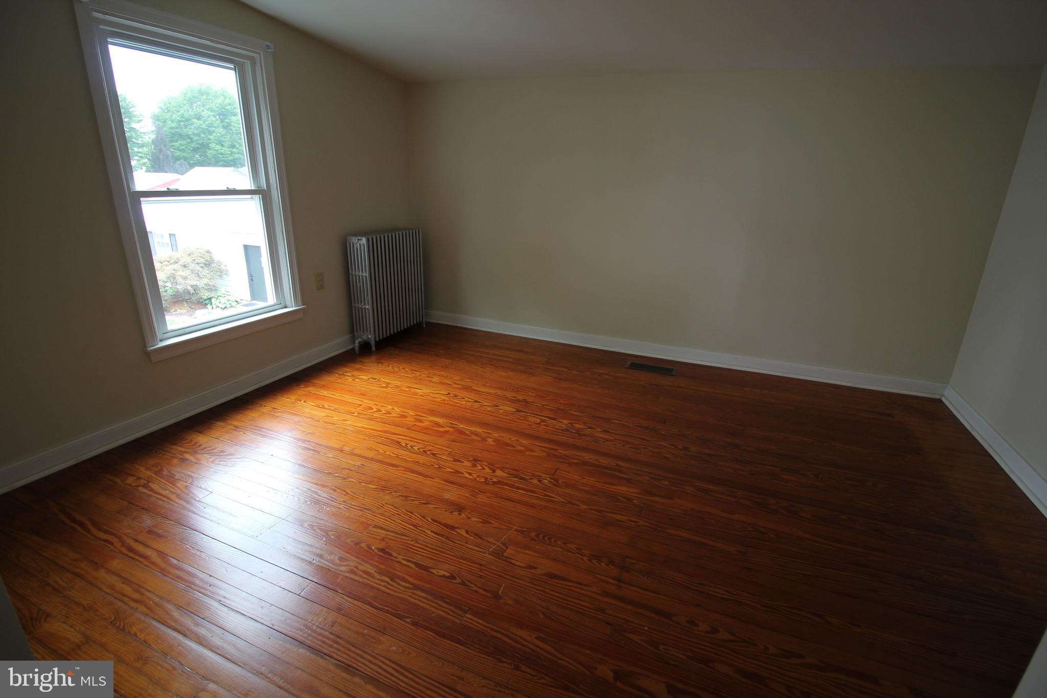 NEW HOLLAND BOROUGH - Residential Lease