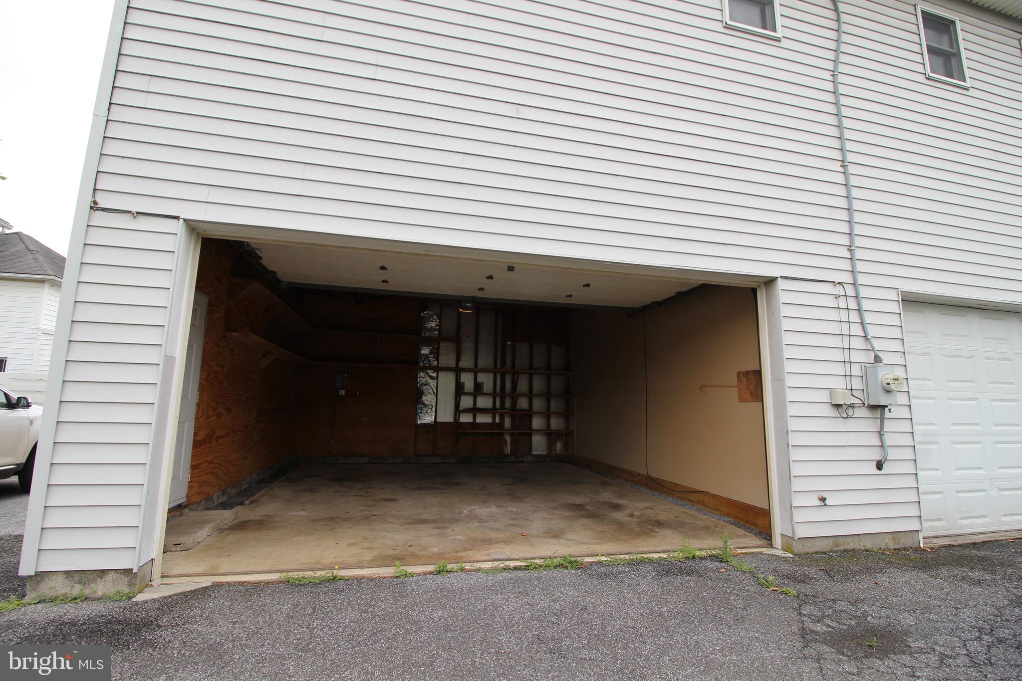 NEW HOLLAND BOROUGH - Residential Lease