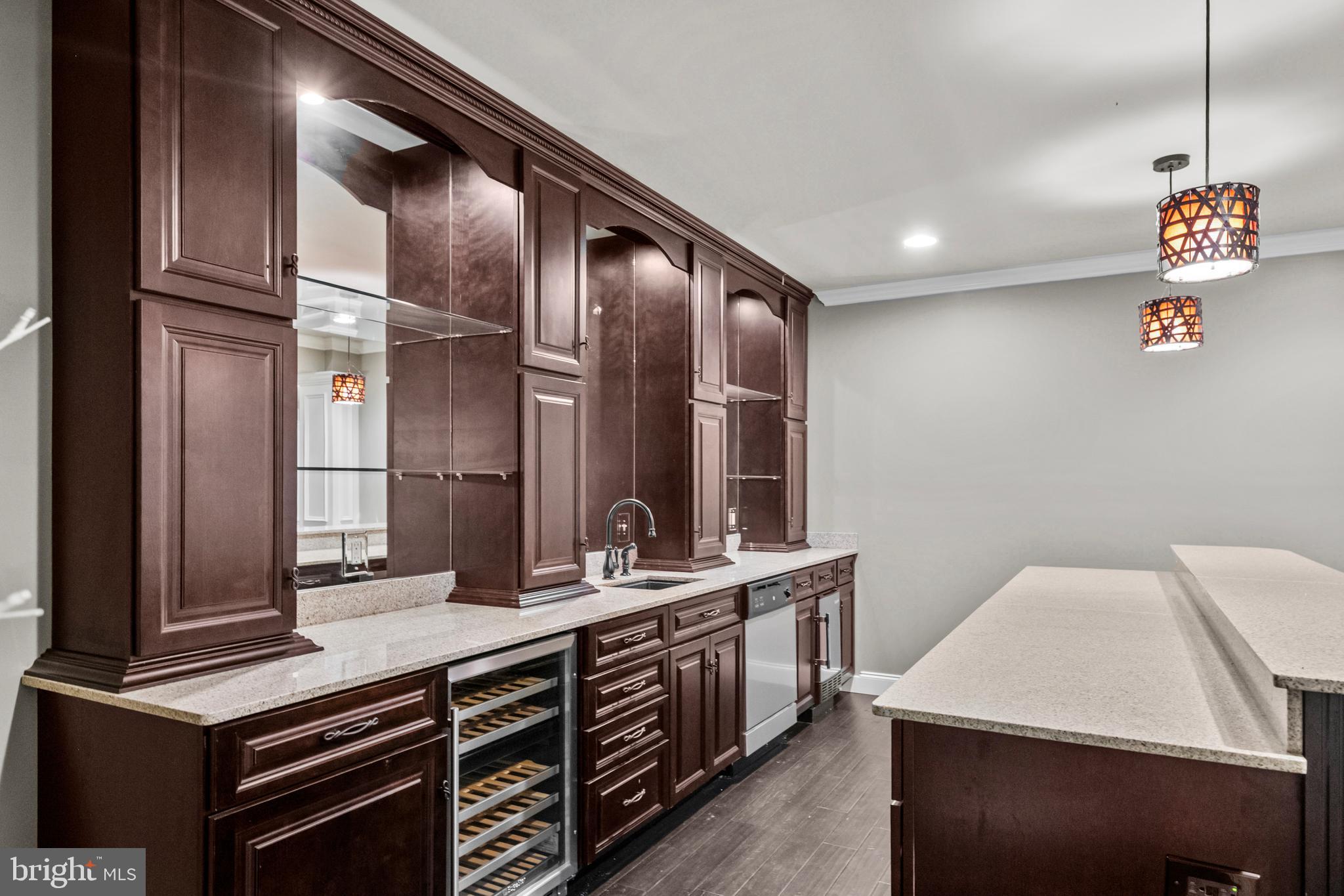 STONEHENGE - Residential